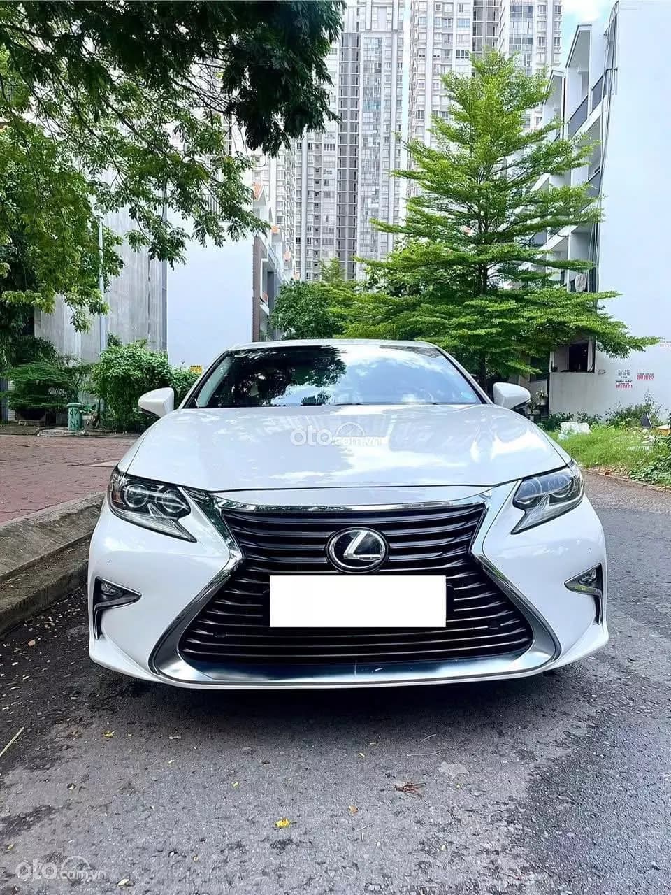 2016 Lexus ES 250