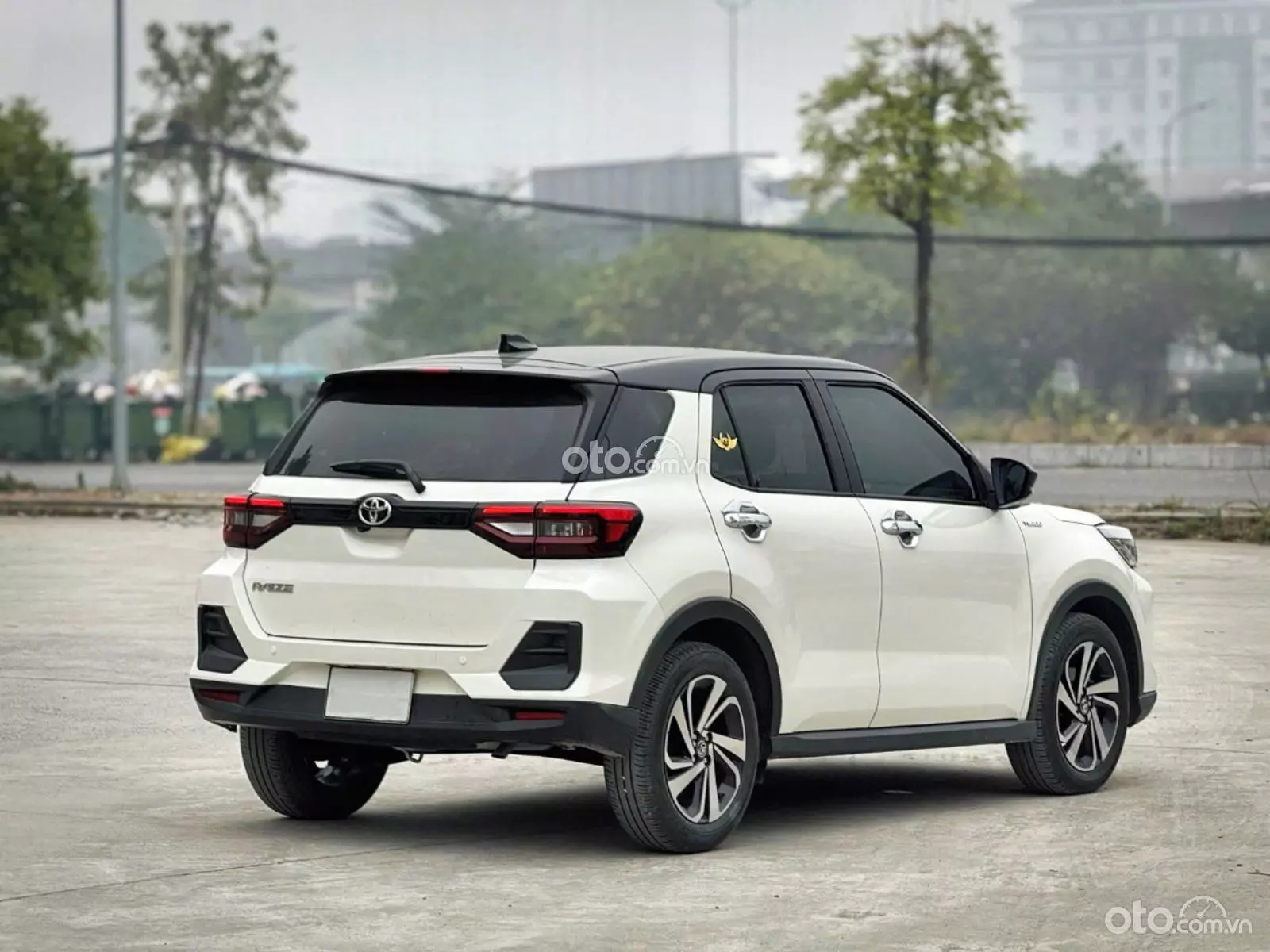 Thumbnail 4