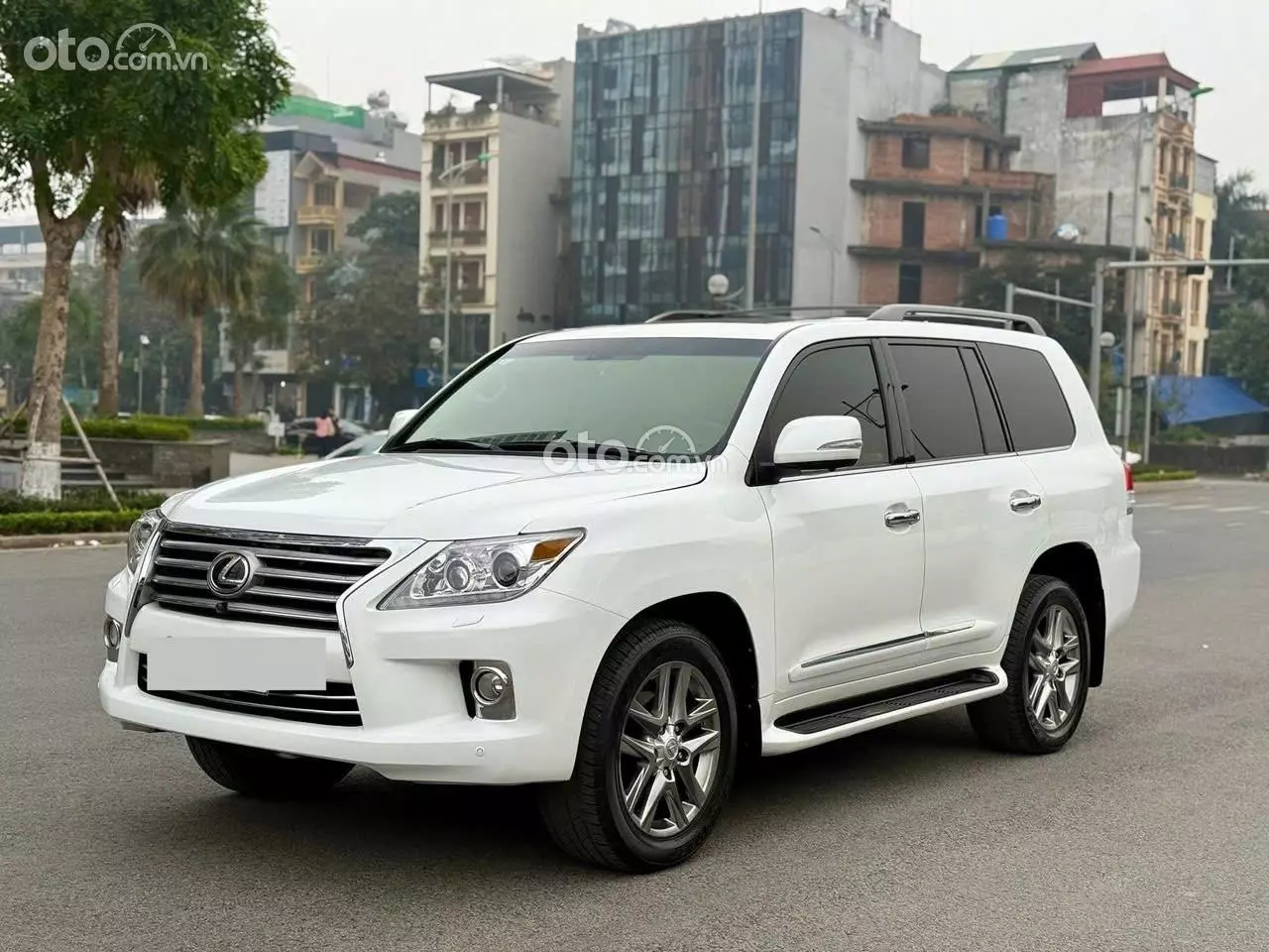 2010 Lexus LX 570 Super Sport