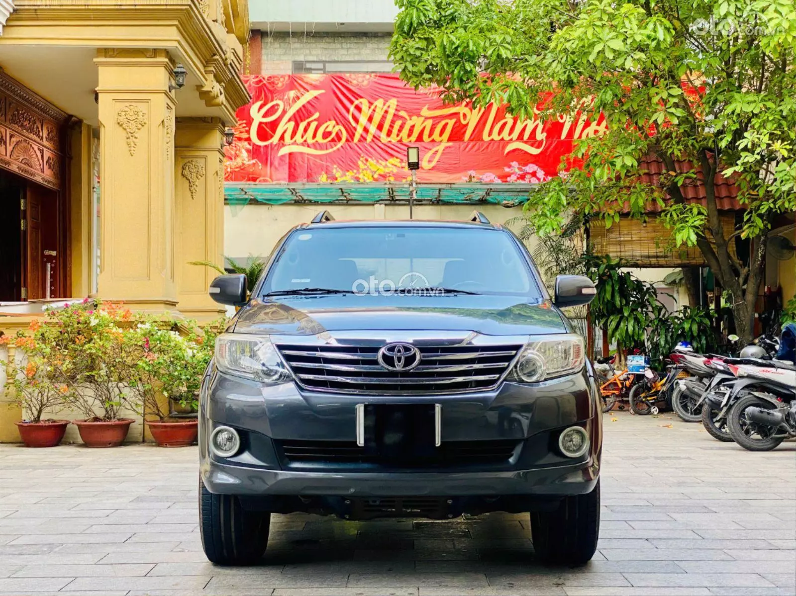 2014 Toyota Fortuner 2.7 V 4X2 AT