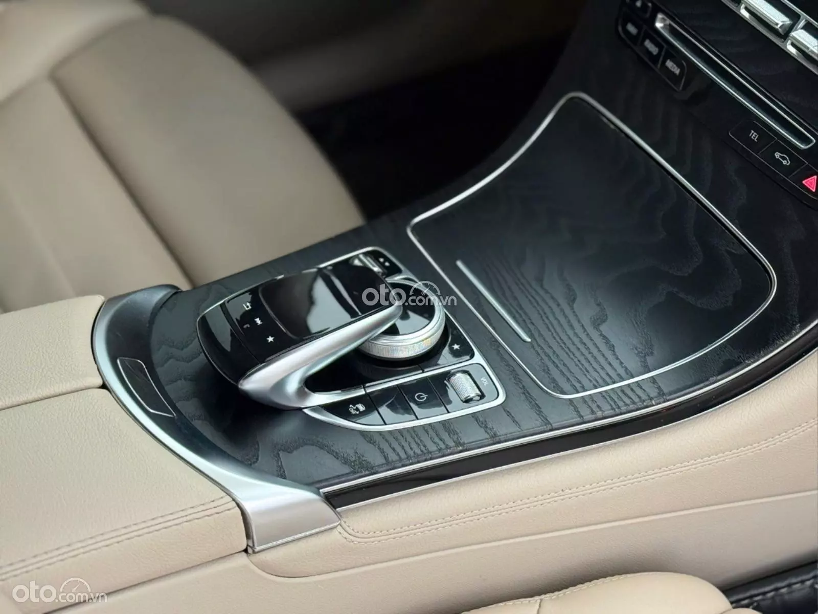 2018 Mercedes-Benz GLC 300 4Matic - ảnh nhỏ 6