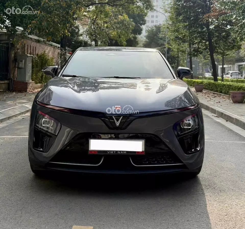2024 VinFast VF7 Plus