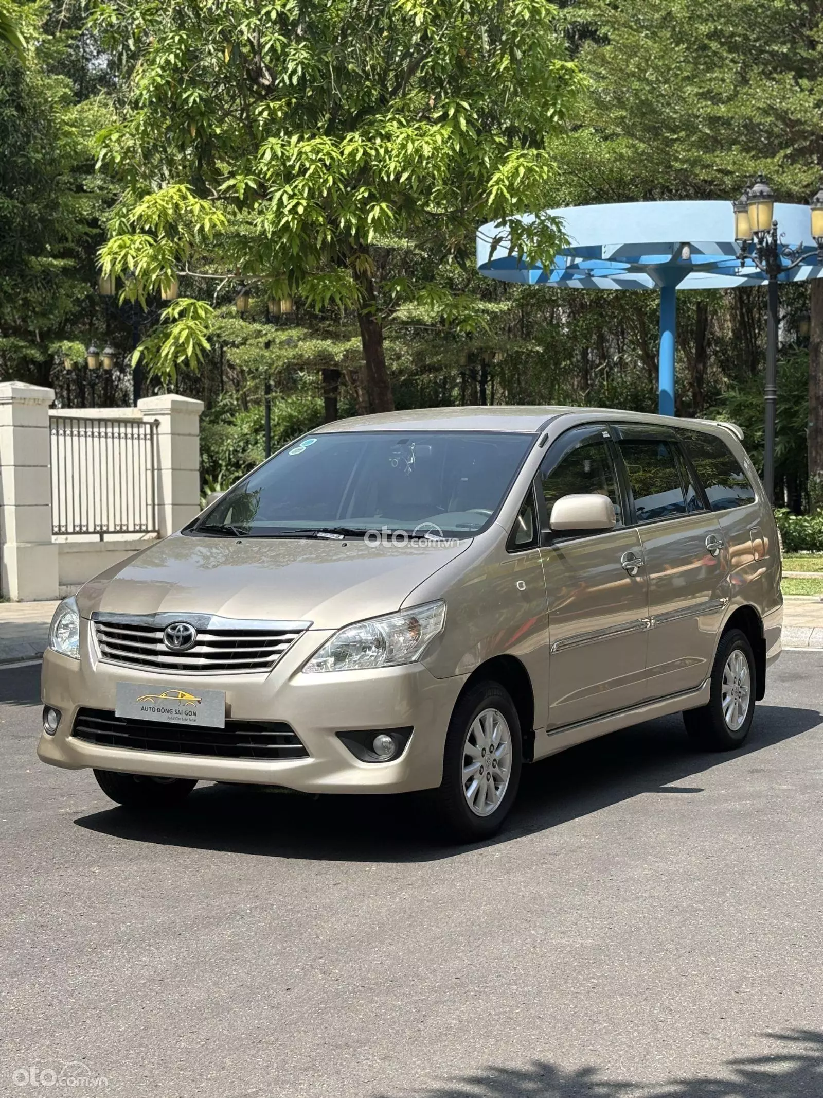 2012 Toyota Innova 2.0G