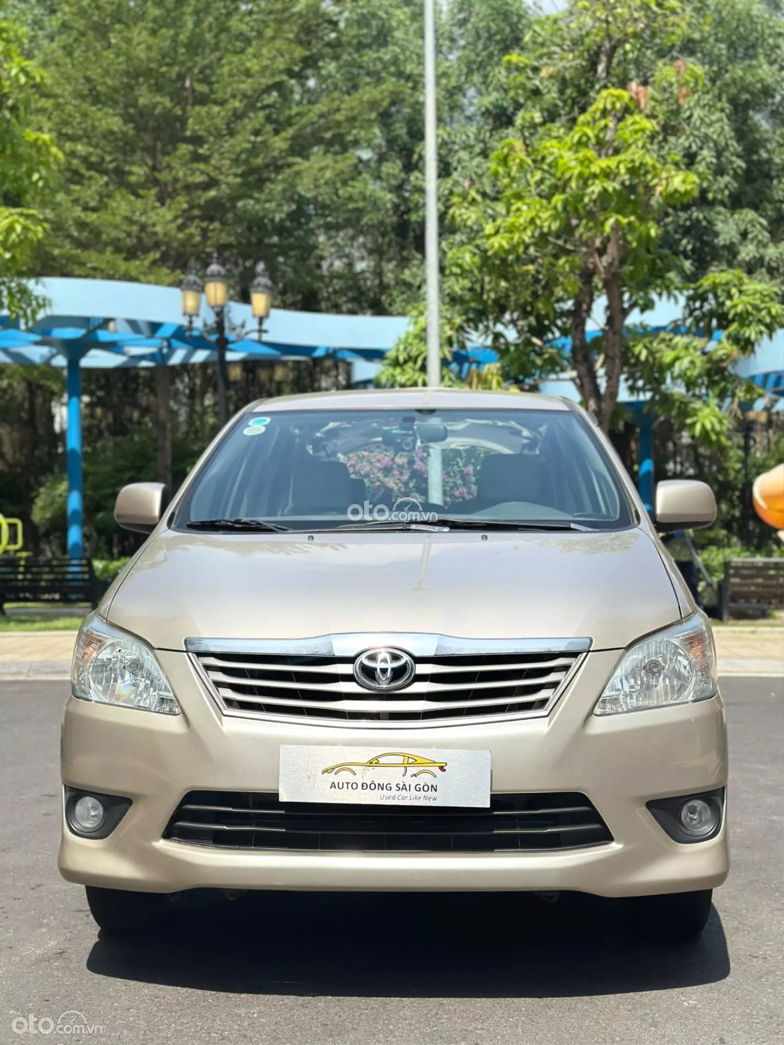 2012 Toyota Innova 2.0G
