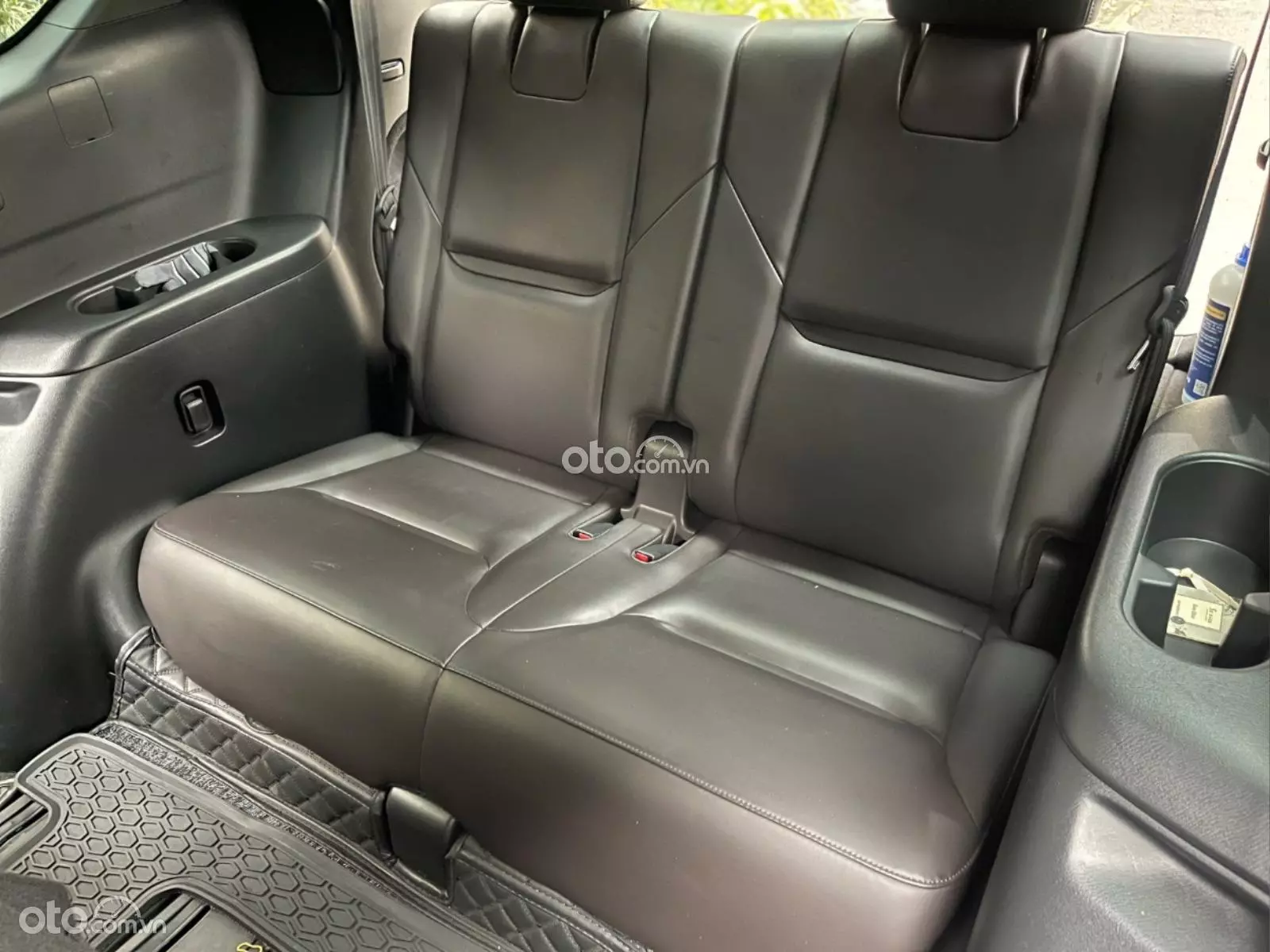 Thumbnail 10