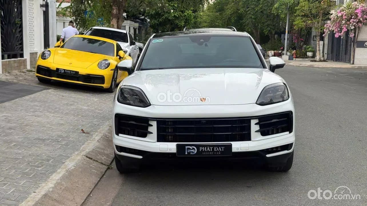 2023 Porsche Cayenne