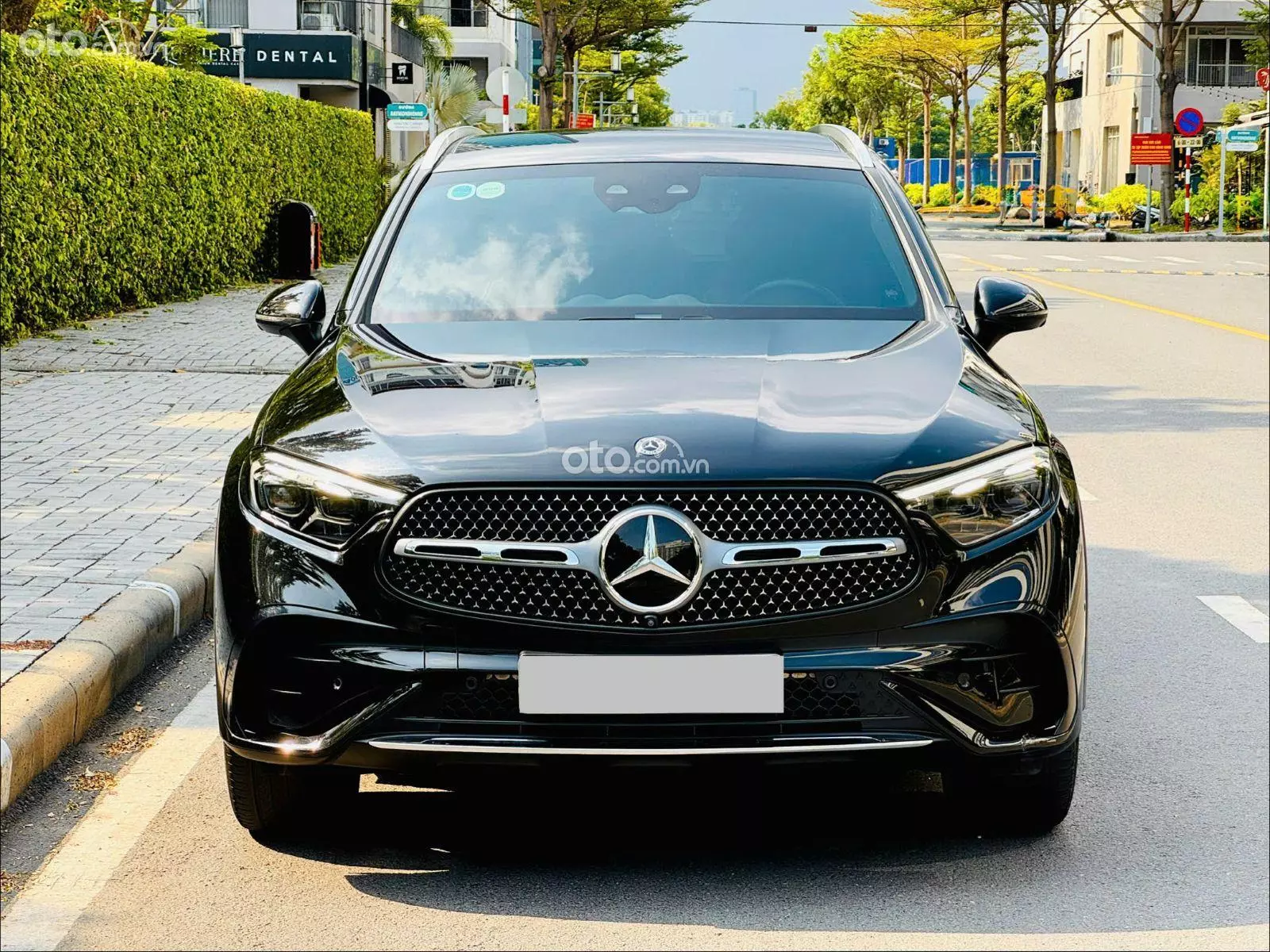 2023 Mercedes-Benz GLC 300