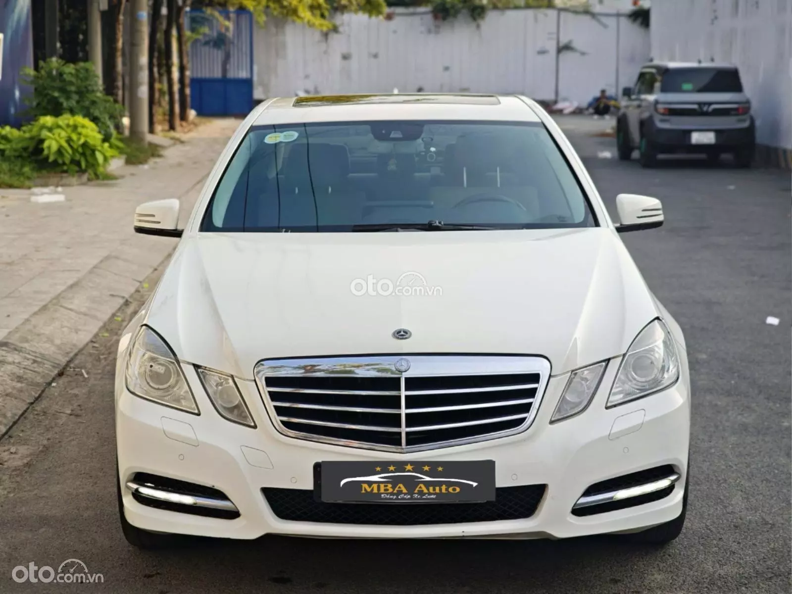 2012 Mercedes-Benz E250 E250
