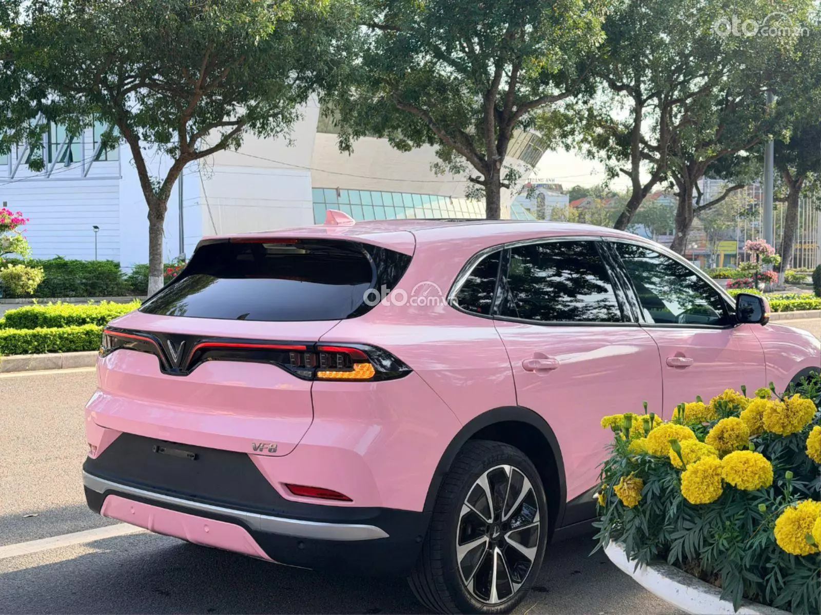 2024 VinFast VF8 Plus
