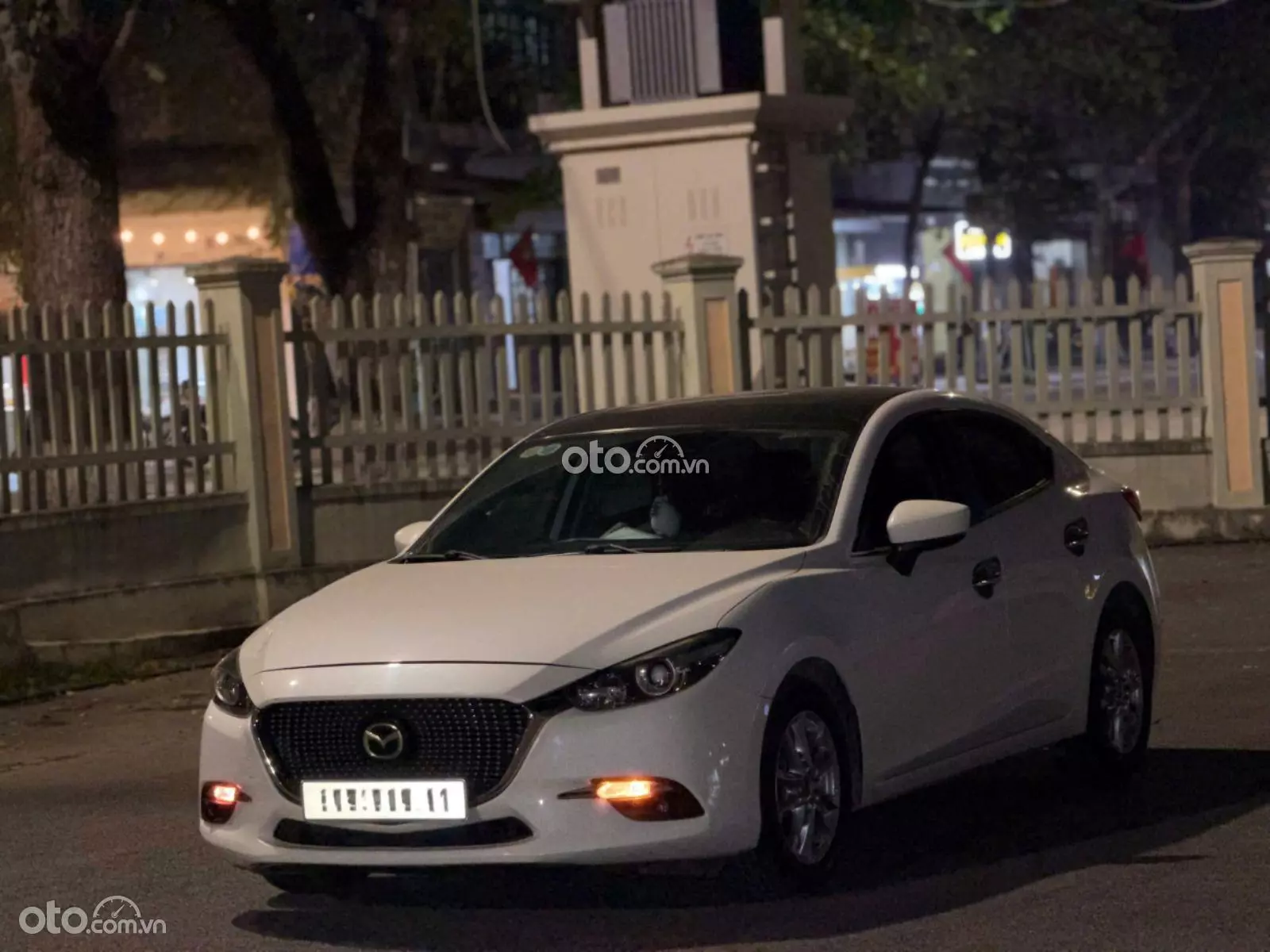 2018 Mazda 3 1.5L Sedan