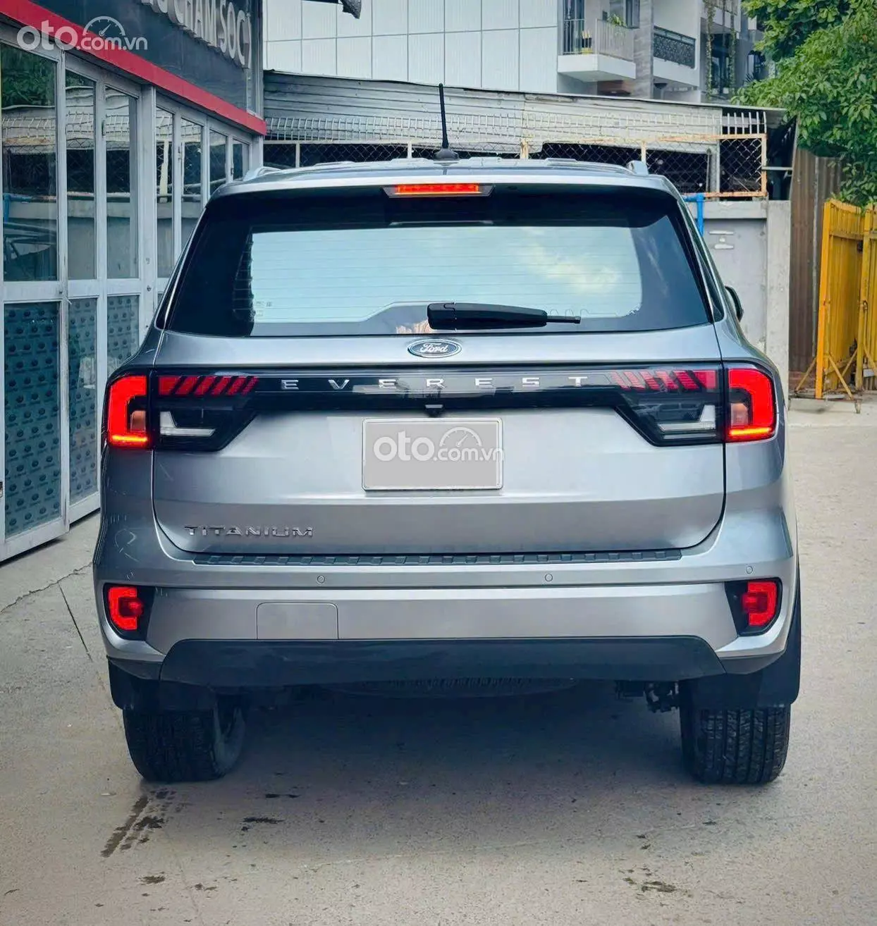 2022 Ford Everest Titanium 2.0 AT 4x2 - ảnh nhỏ 4