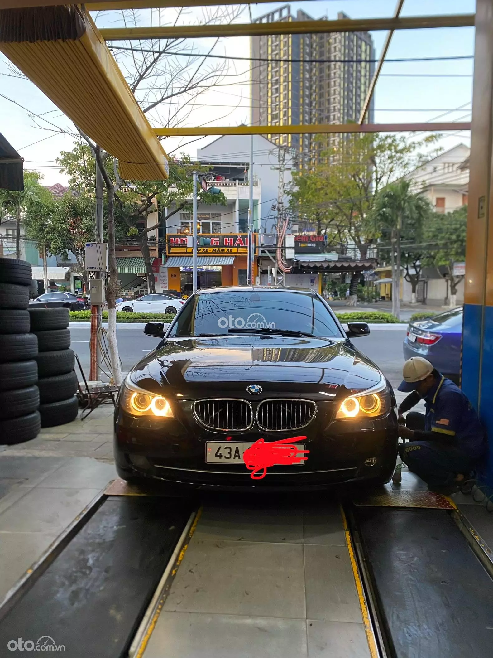 2008 BMW 523i
