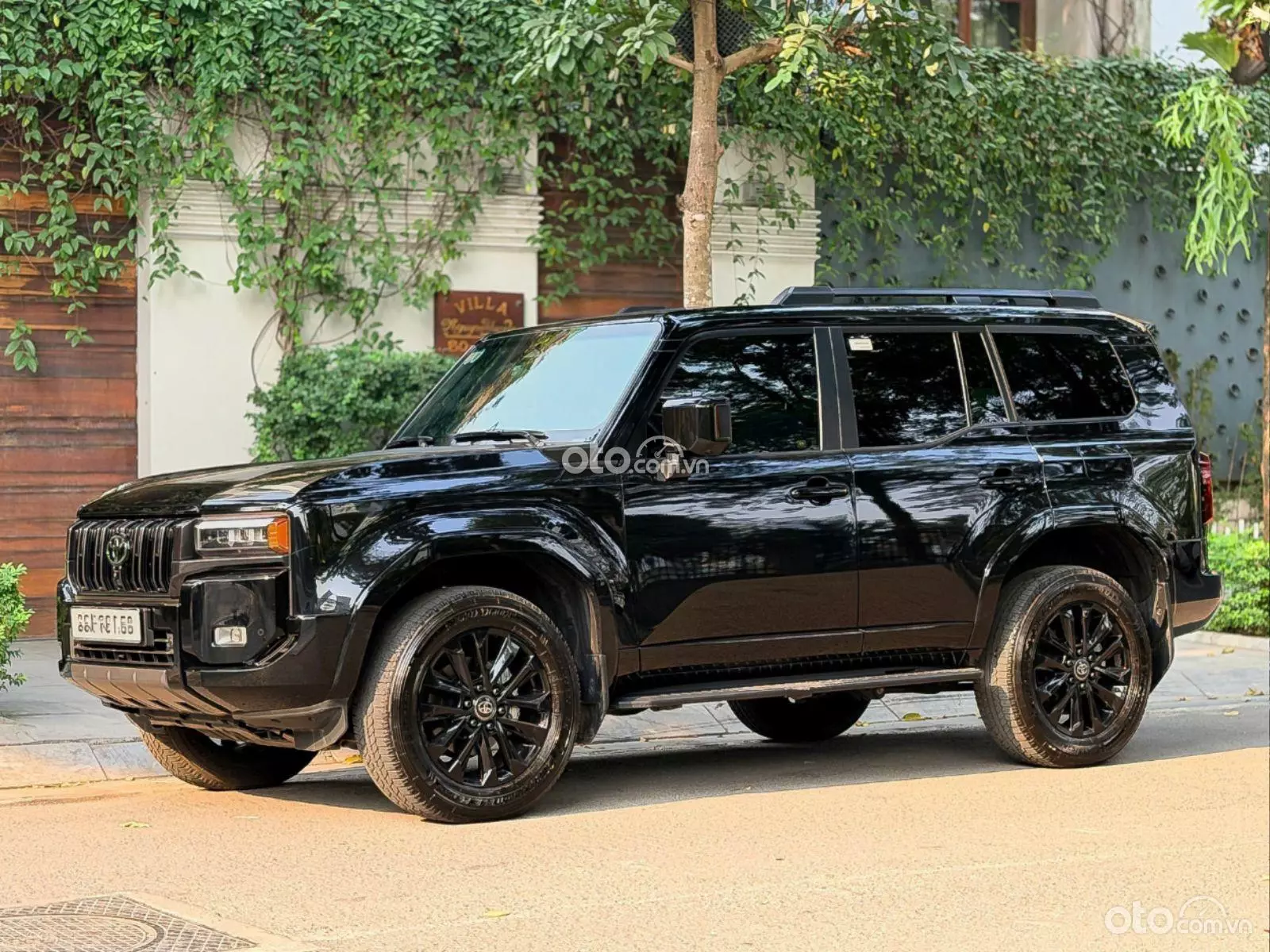 2025 Toyota Land Cruiser Prado GX