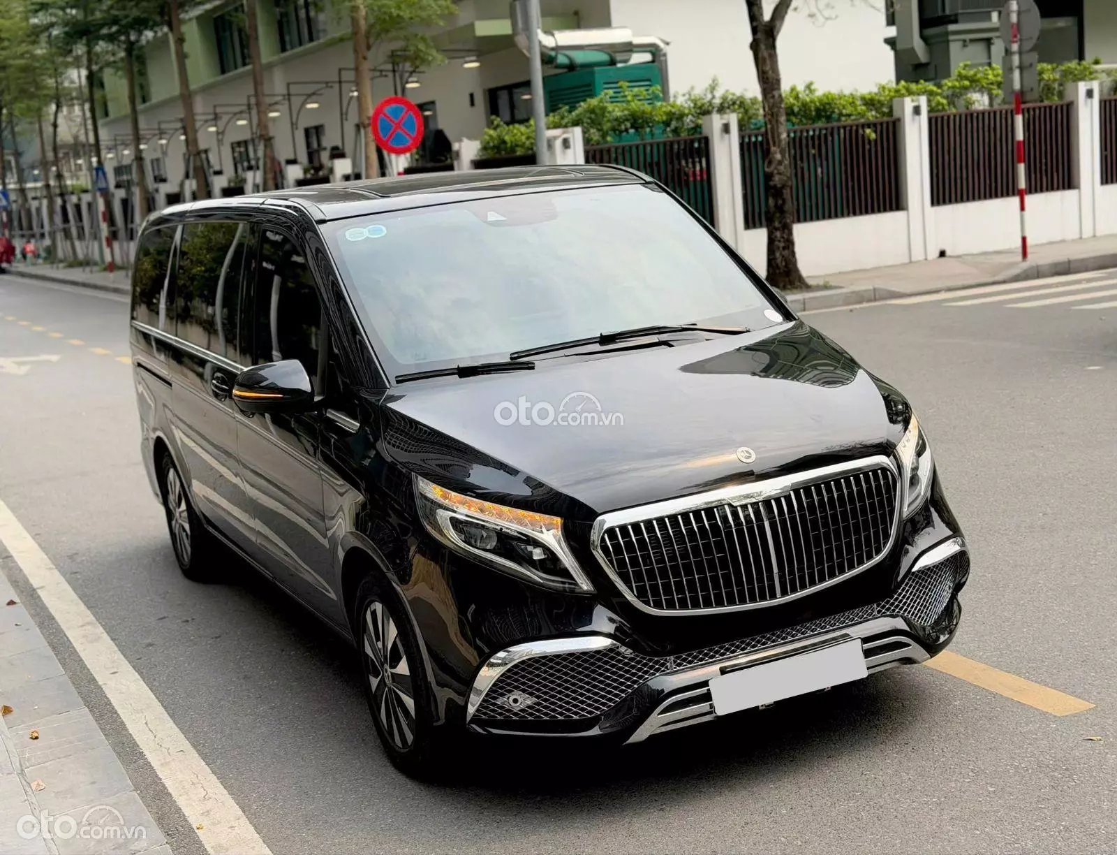 2022 Mercedes-Benz V250 Luxury - ảnh nhỏ 3