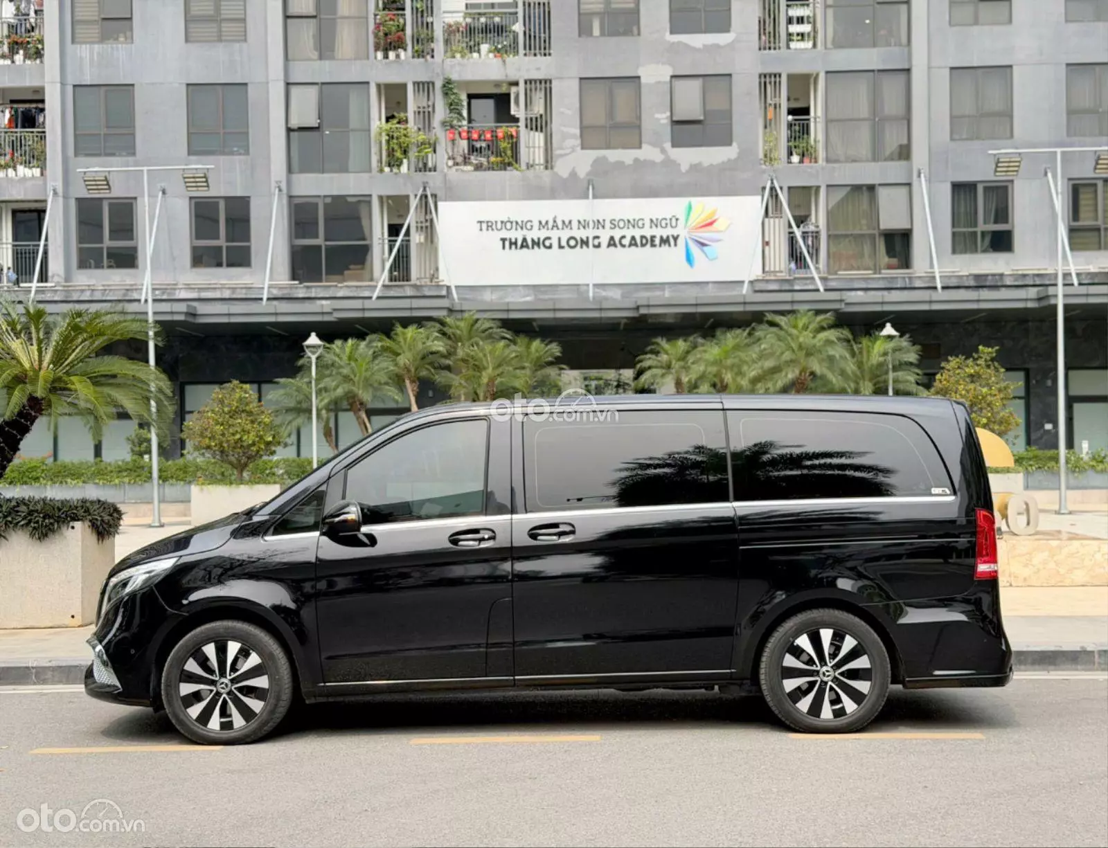 2022 Mercedes-Benz V250 Luxury - ảnh nhỏ 4