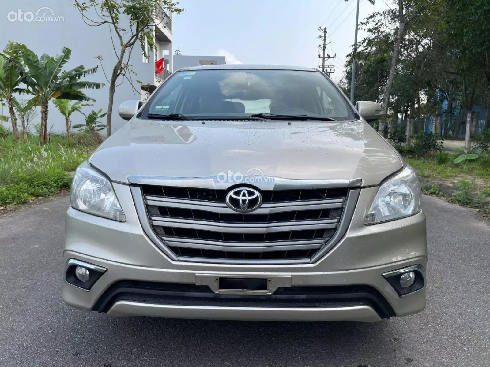 2016 Toyota Innova 2.0E