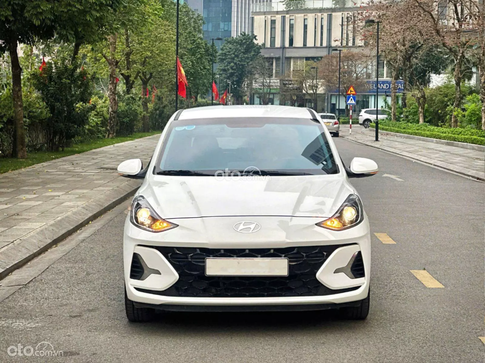 2024 Hyundai Grand i10 Hatchback 1.2 AT - ảnh nhỏ 2