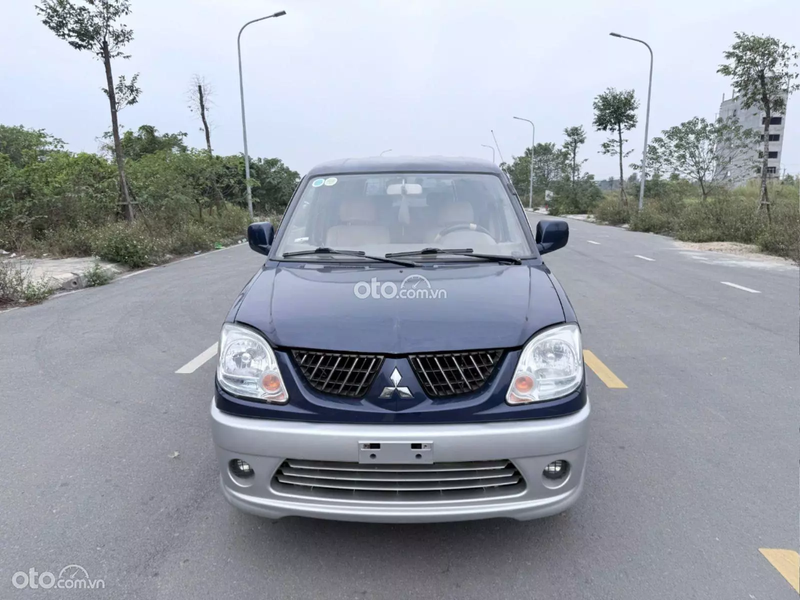 2004 Mitsubishi Jolie 2.0 MT