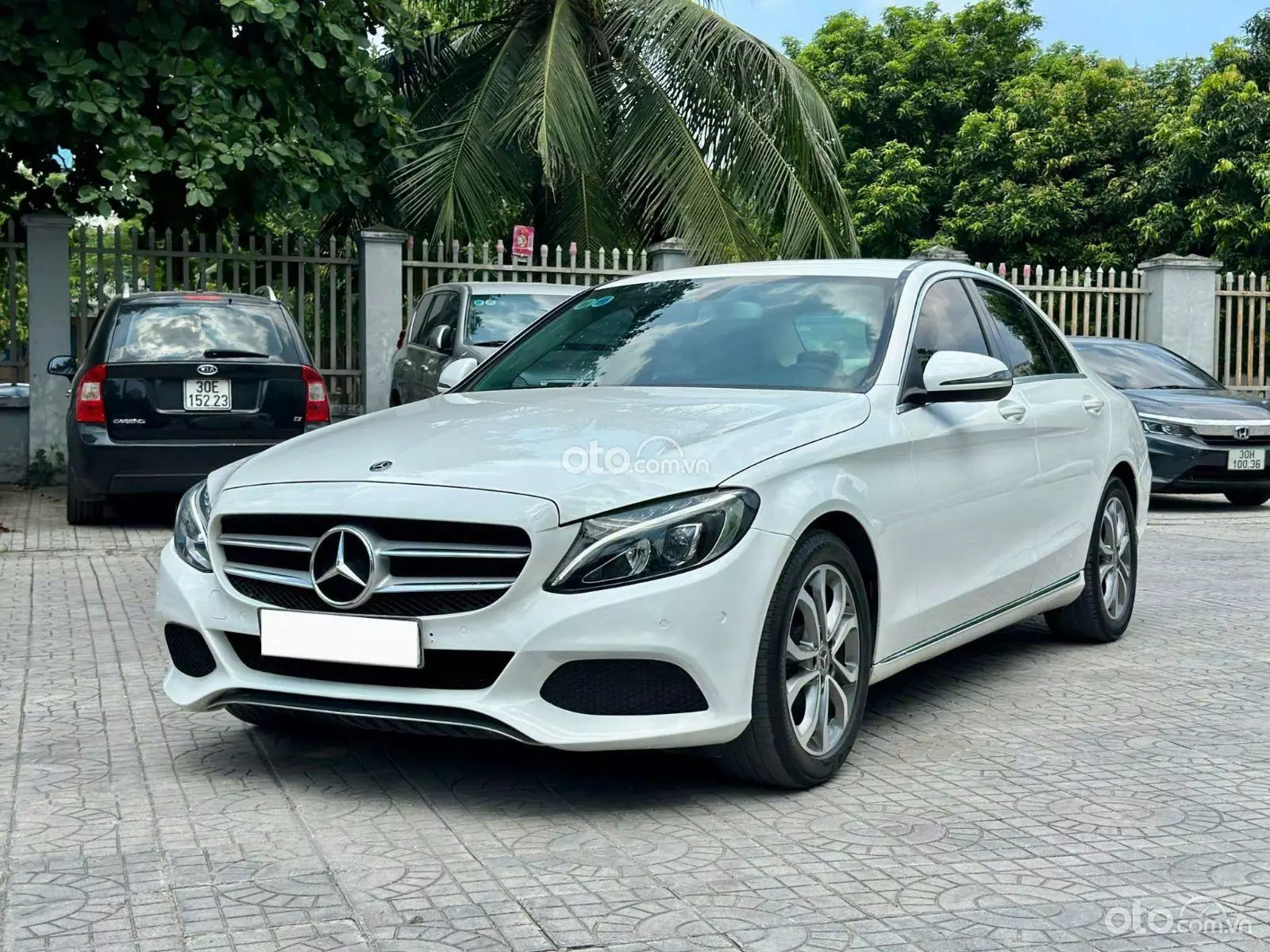 2016 Mercedes-Benz C200 2.0 AT
