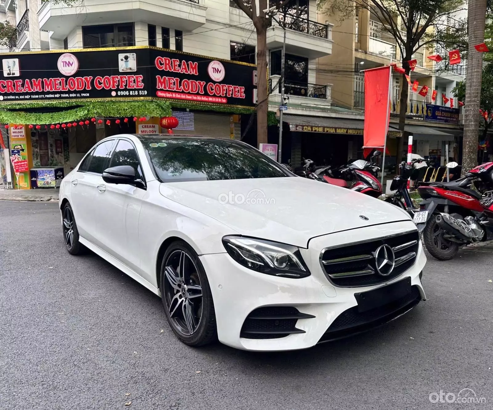 2020 Mercedes-Benz E300 AMG - ảnh nhỏ 3