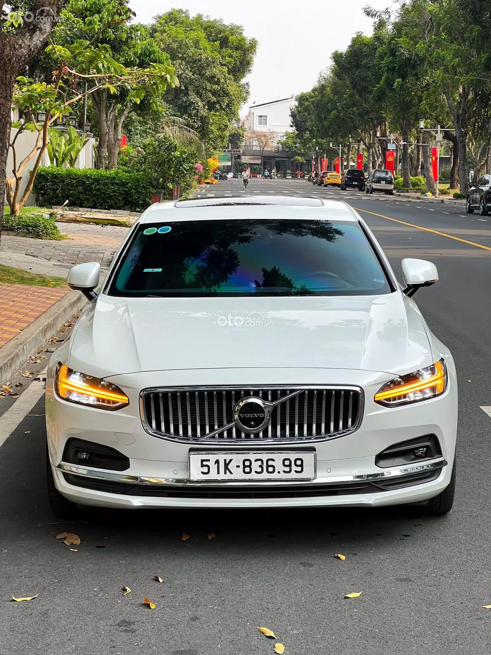 2022 Volvo S90