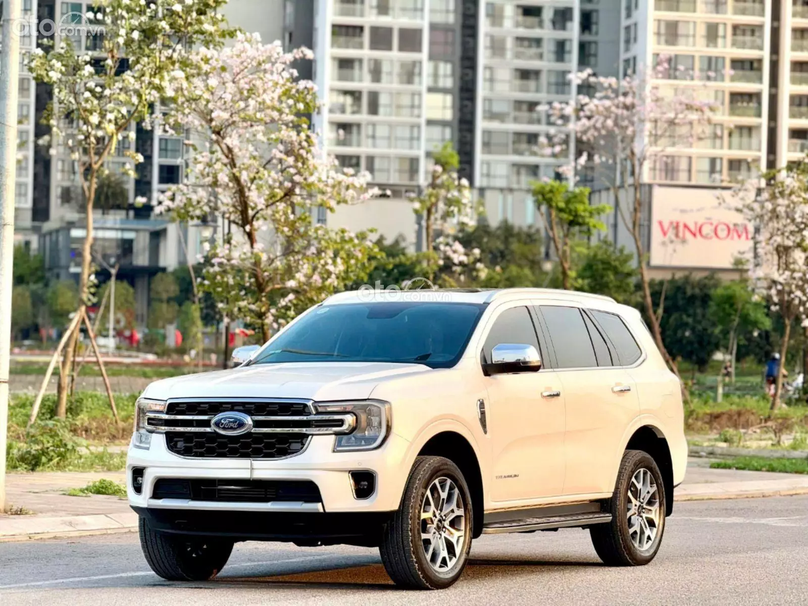 2022 Ford Everest 2.0L ST5 6AT 2WD Titanium