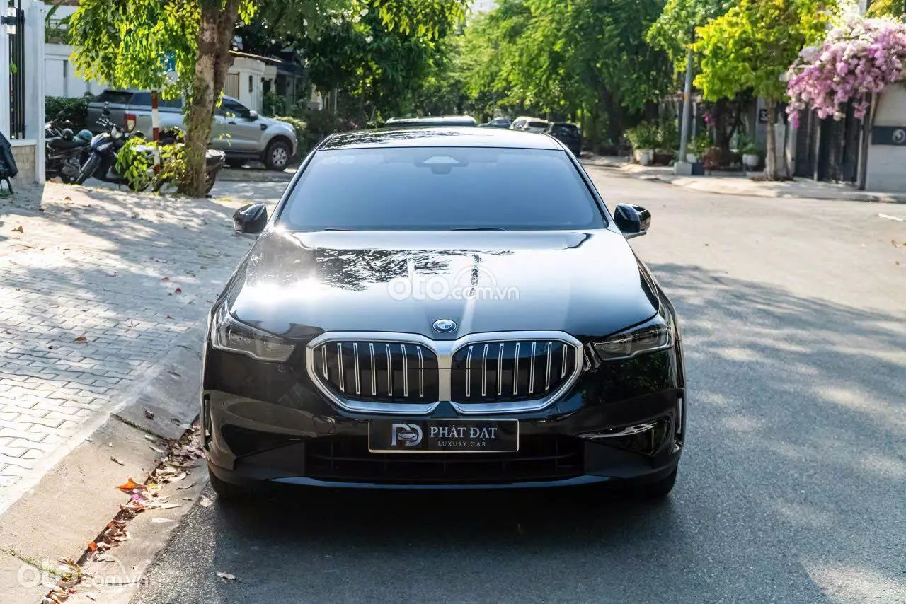 2024 BMW 520i