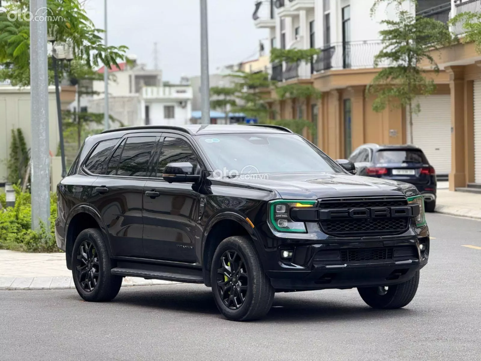 2023 Ford Everest Titanium 2.0 AT 4x2 - ảnh nhỏ 3