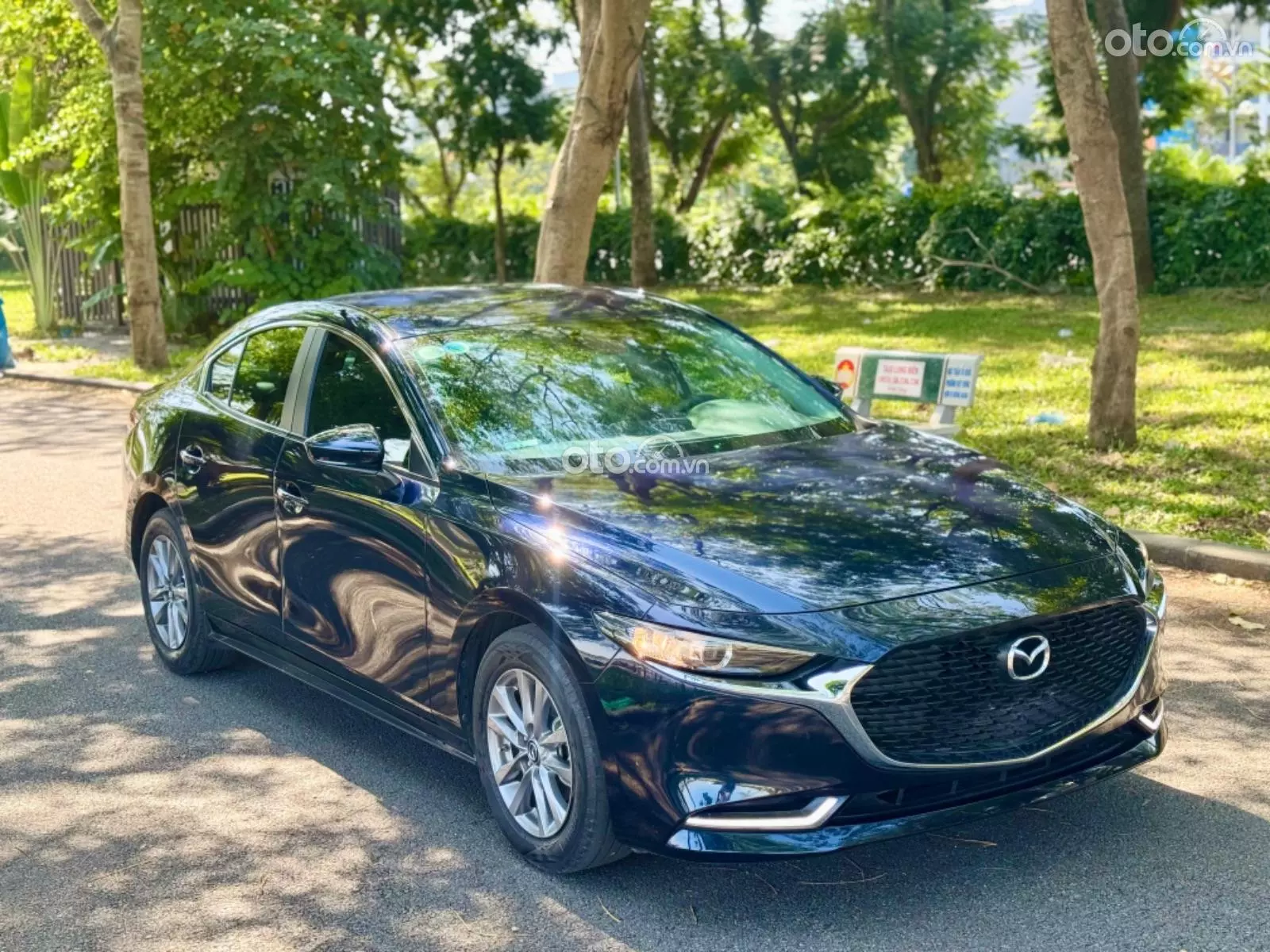 2022 Mazda 3 Sedan 1.5L Luxury