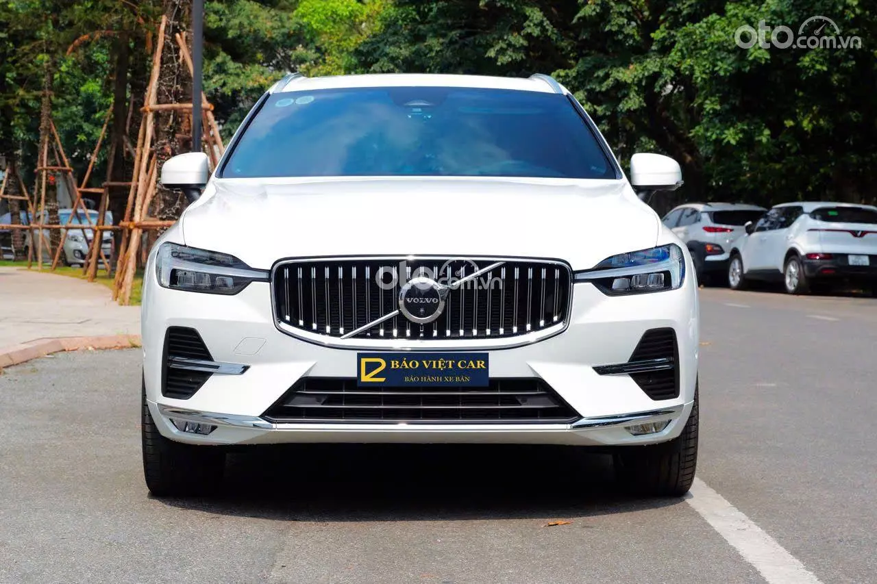 2023 Volvo XC60 B6 Ultimate Bright