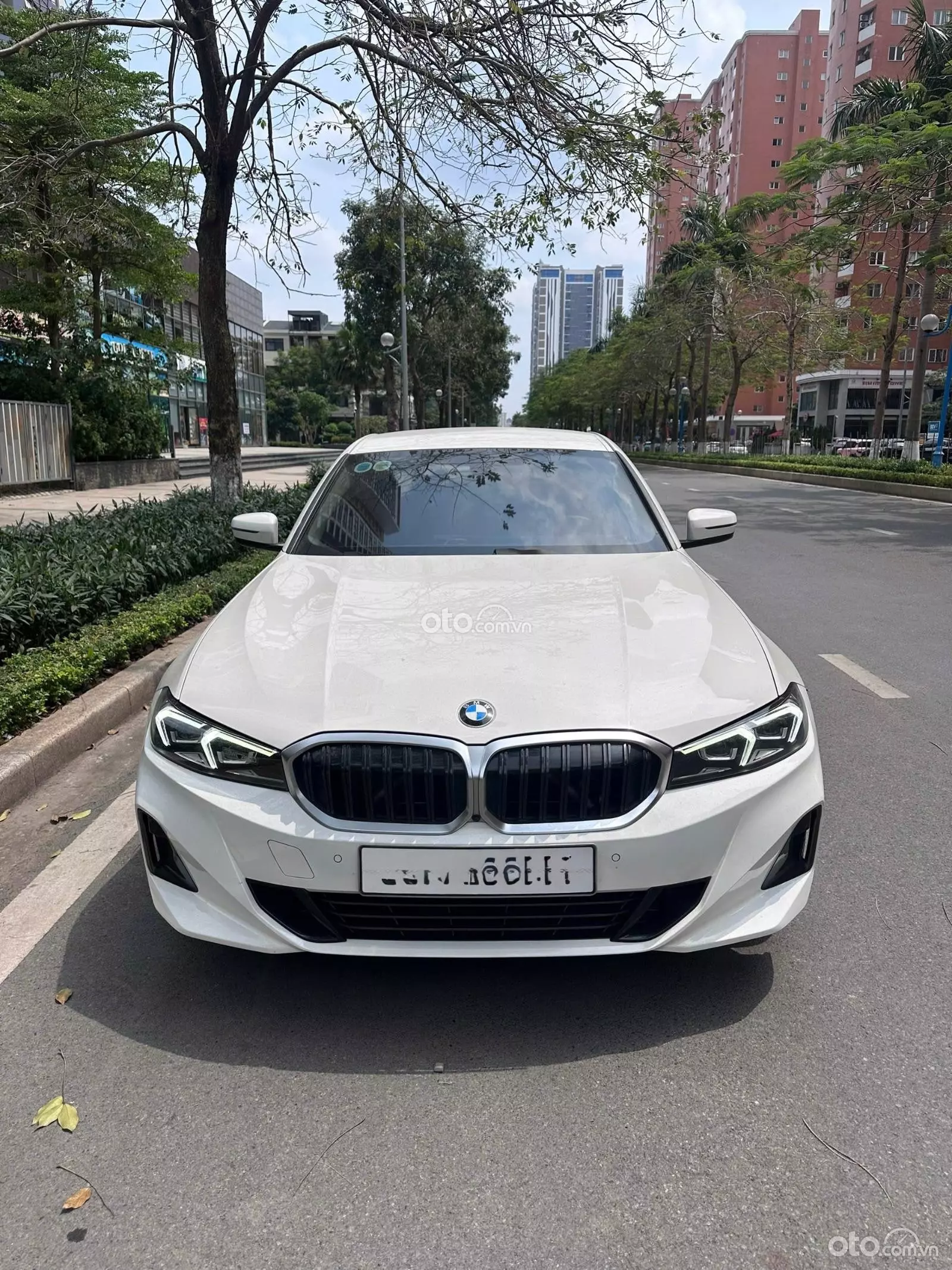 2023 BMW 320i Sport Line
