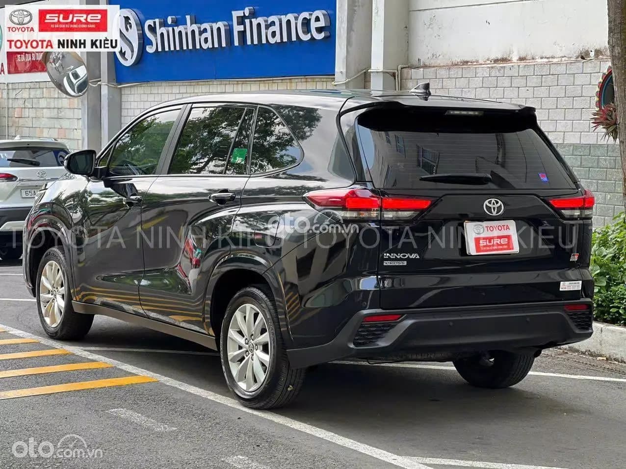 2024 Toyota Innova Cross Xăng
