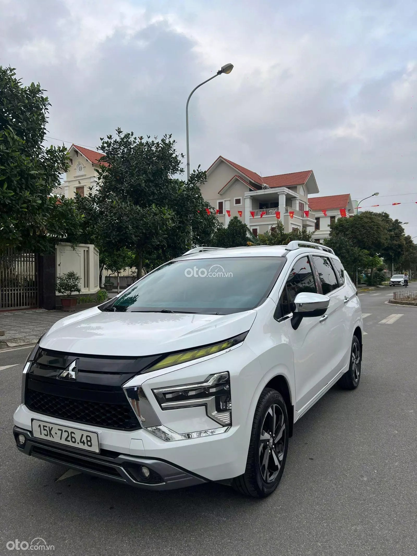 2022 Mitsubishi Xpander AT Premium