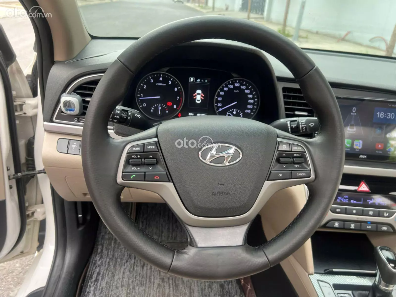 2018 Hyundai Elantra 2.0 AT Cao cấp