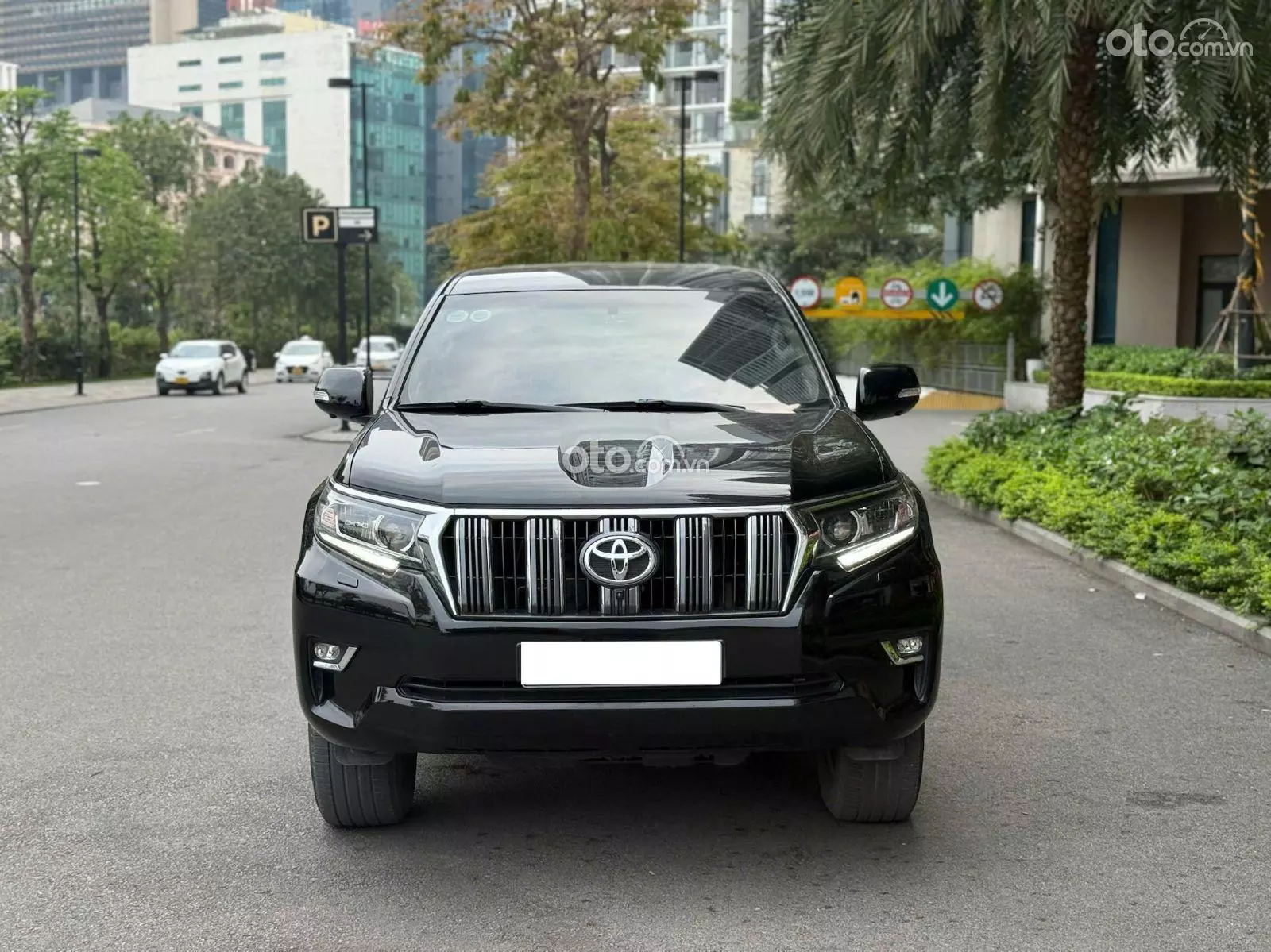 2018 Toyota Land Cruiser Prado GX