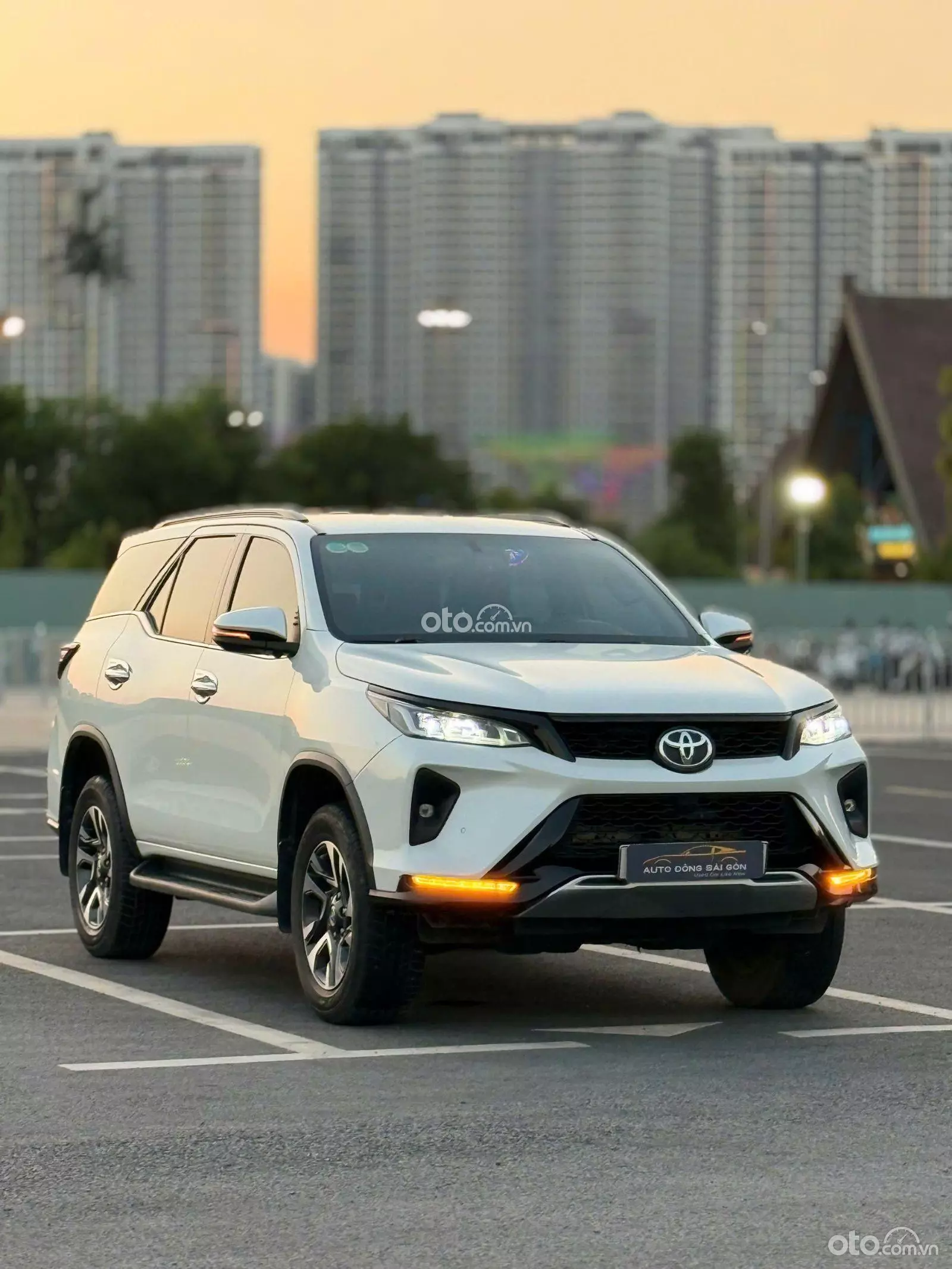 2021 Toyota Fortuner 2.4 AT 4x2 Legender