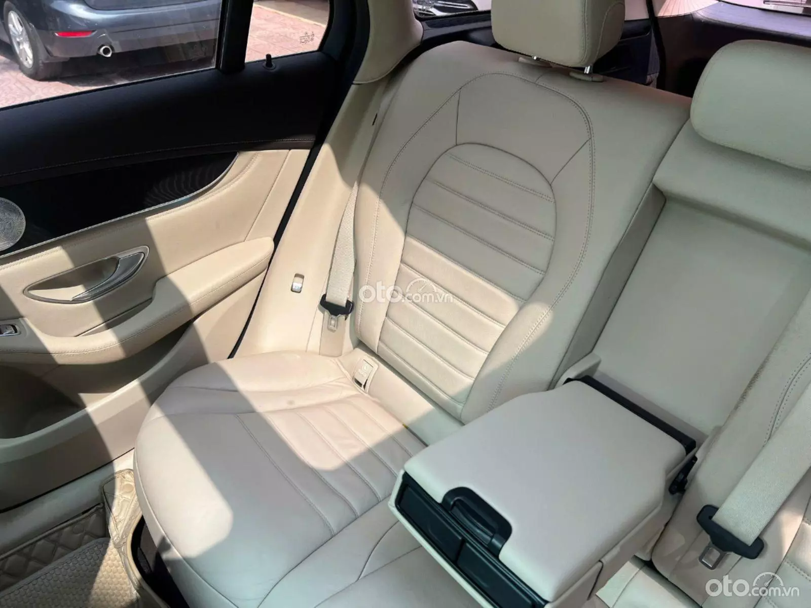 2018 Mercedes-Benz GLC 300 4Matic - ảnh nhỏ 3