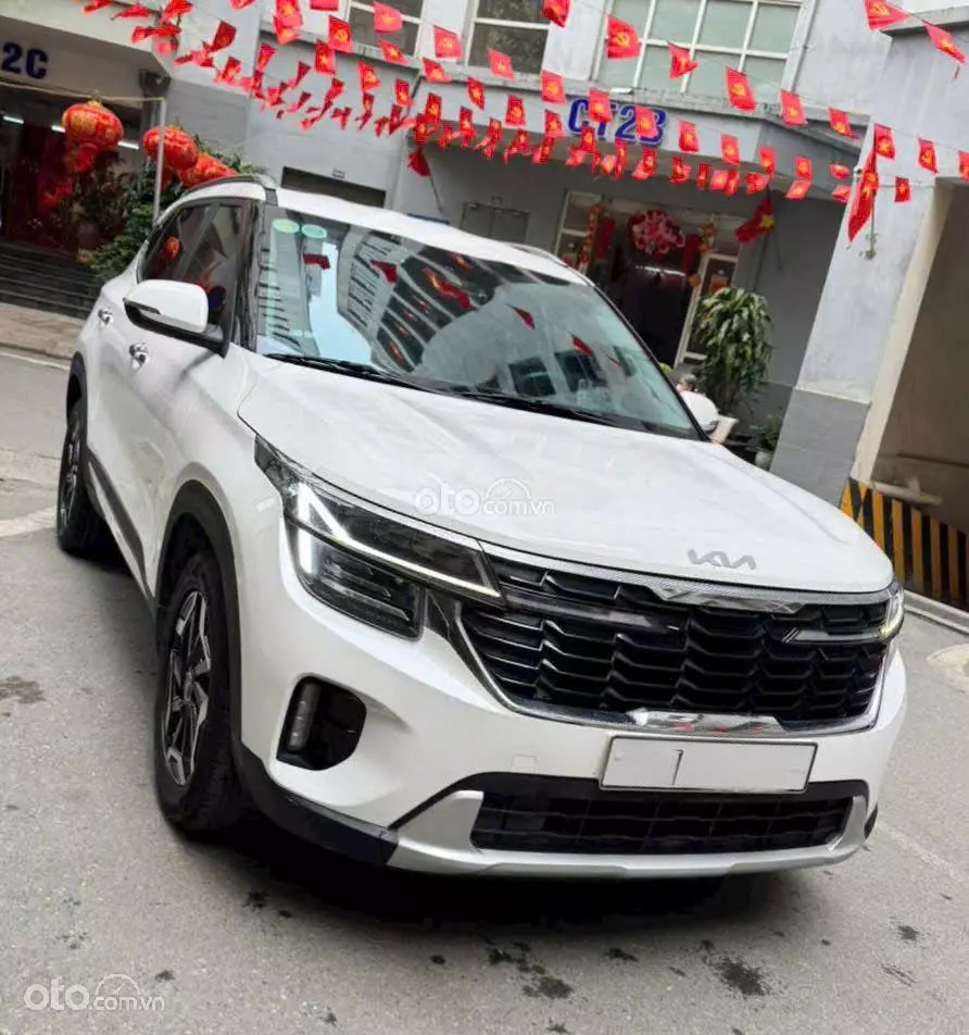 2025 Kia Seltos 1.5L PREMIUM