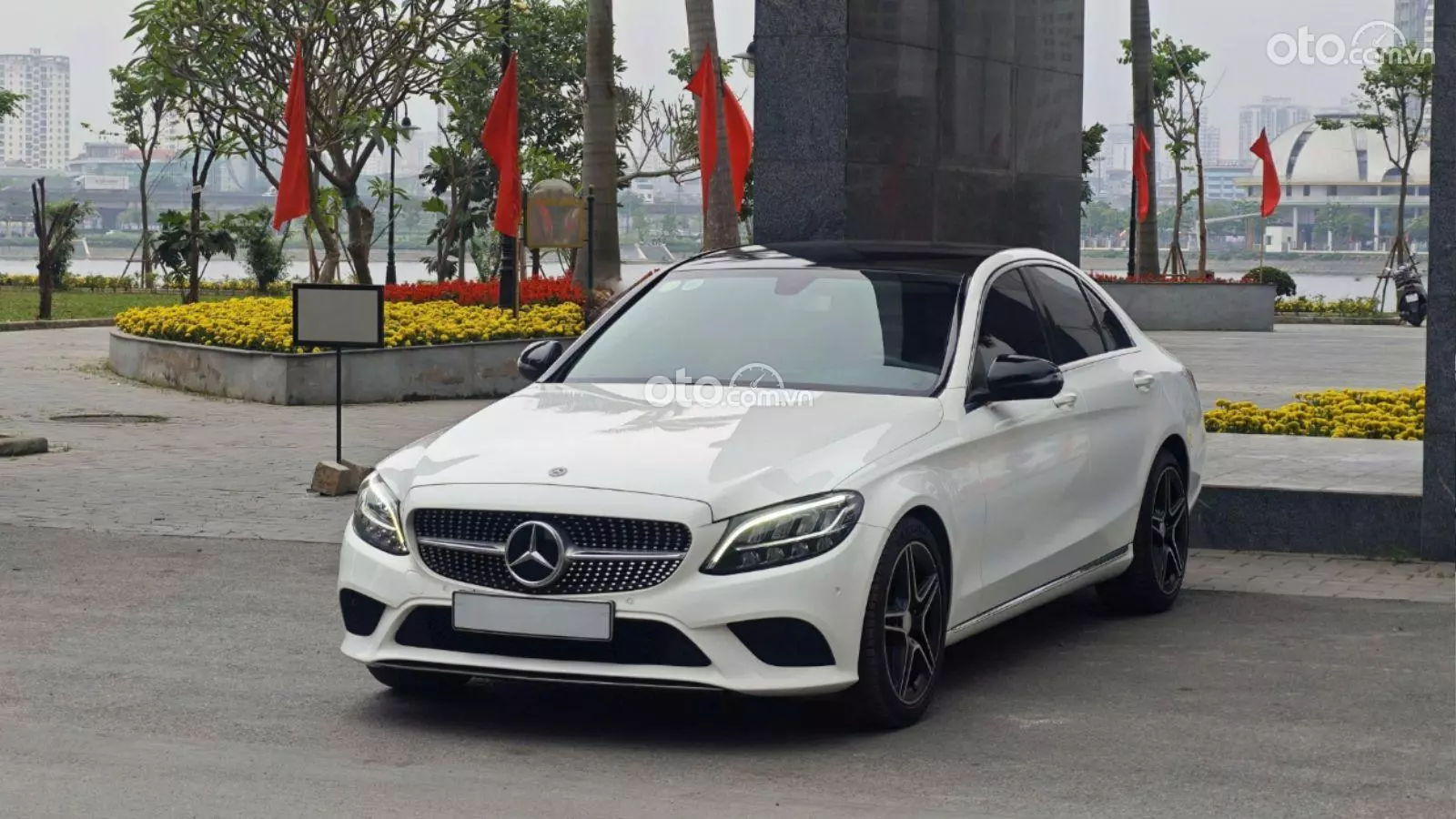 2019 Mercedes-Benz C200 2.0 AT
