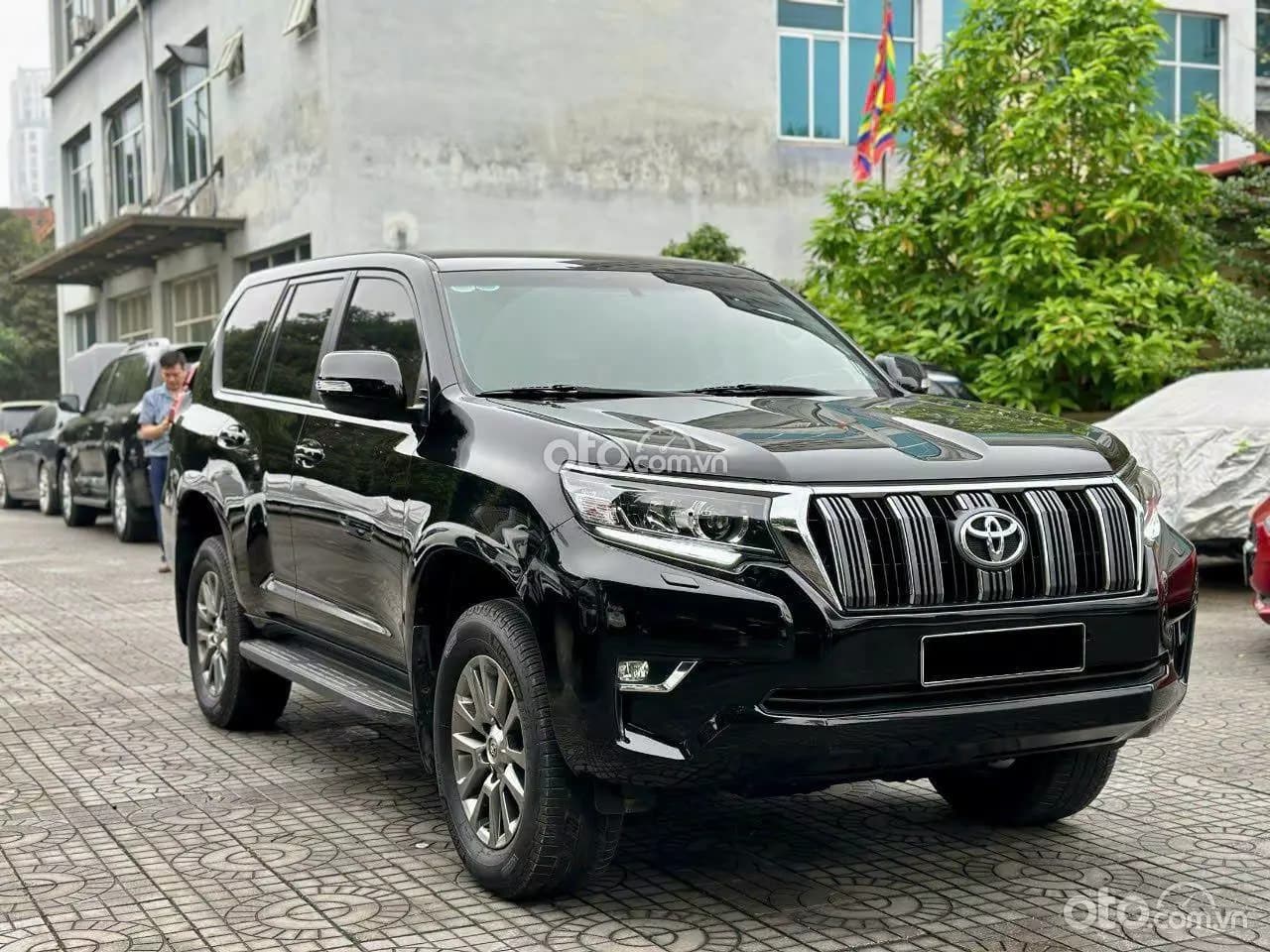 2019 Toyota Land Cruiser Prado VX