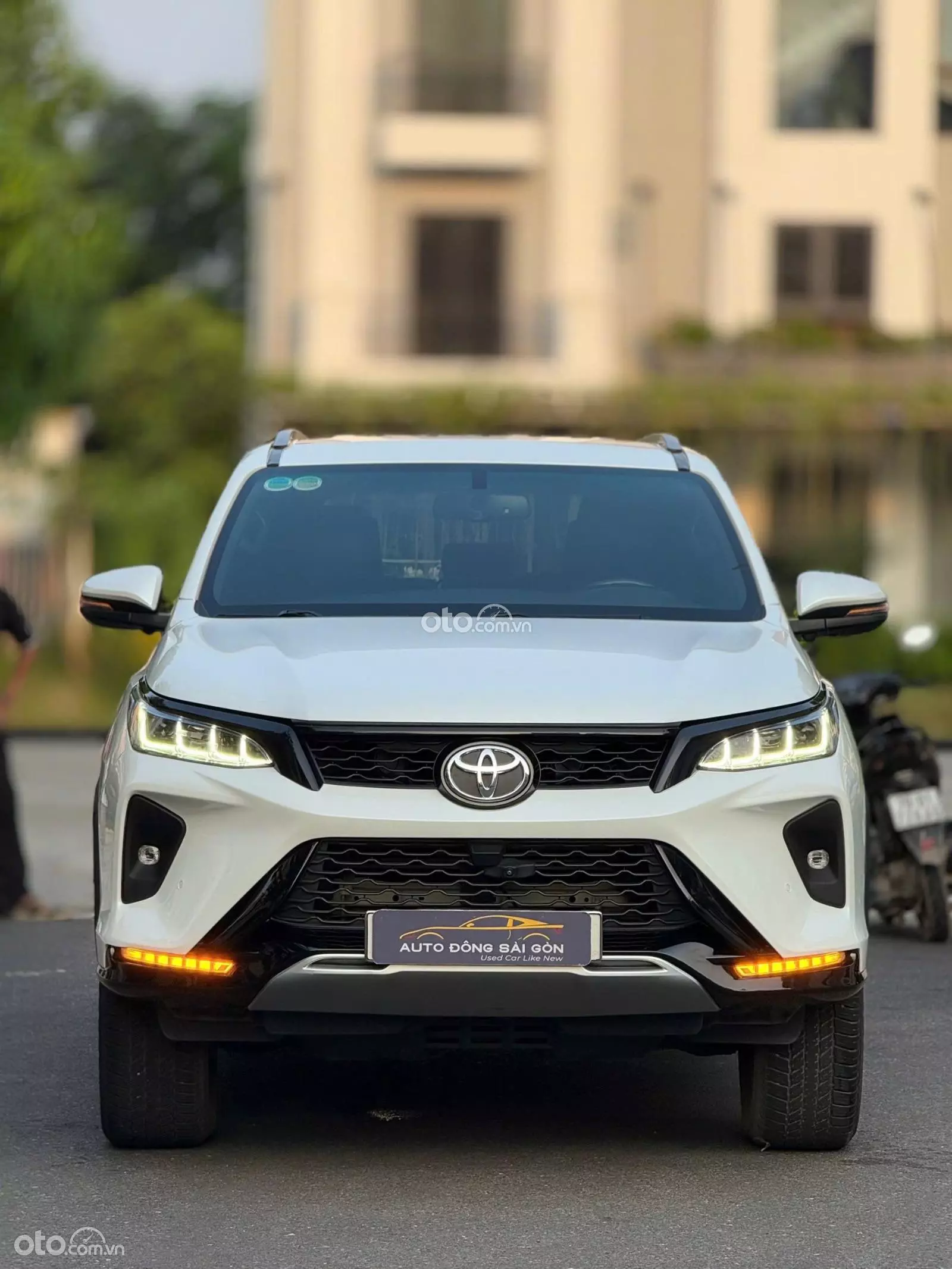 2021 Toyota Fortuner 2.4 AT 4x2 Legender