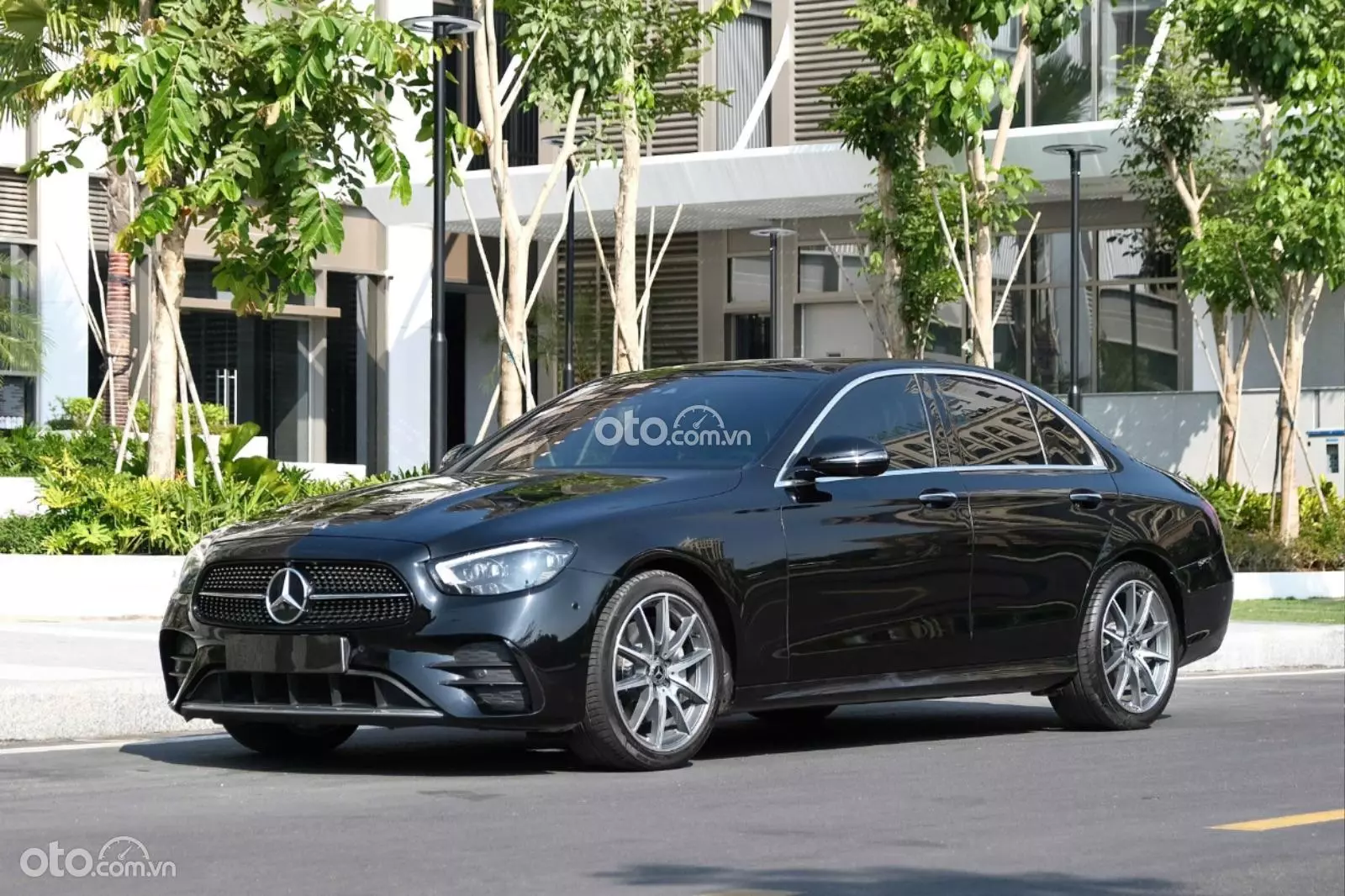 2021 Mercedes-Benz E300 AMG
