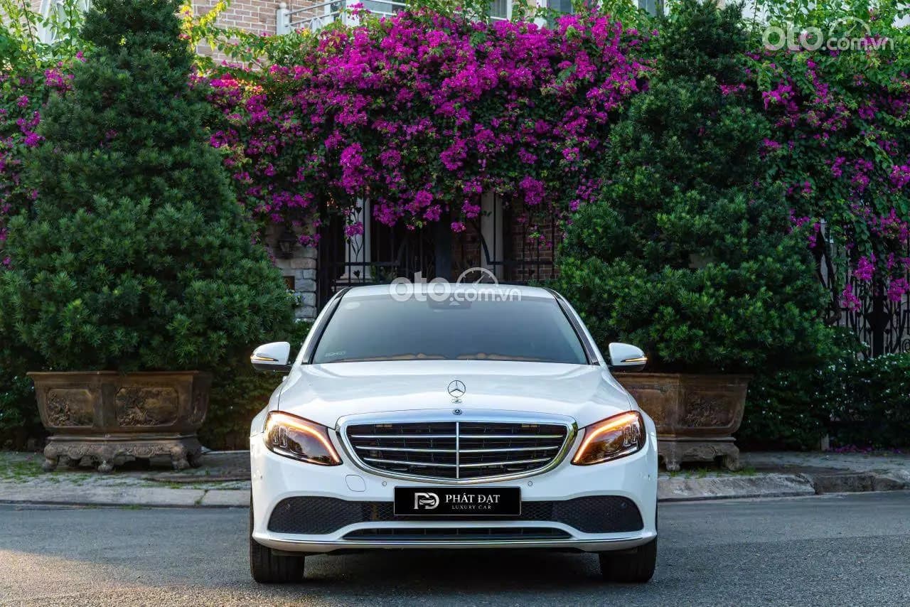 2021 Mercedes-Benz C200 Exclusive