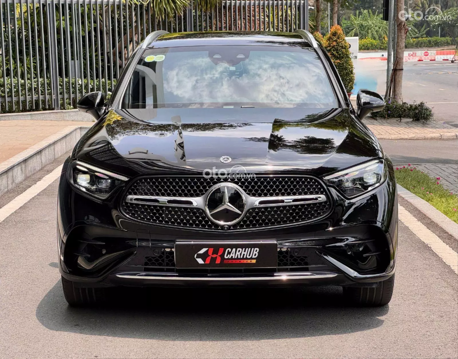 2025 Mercedes-Benz GLC 300