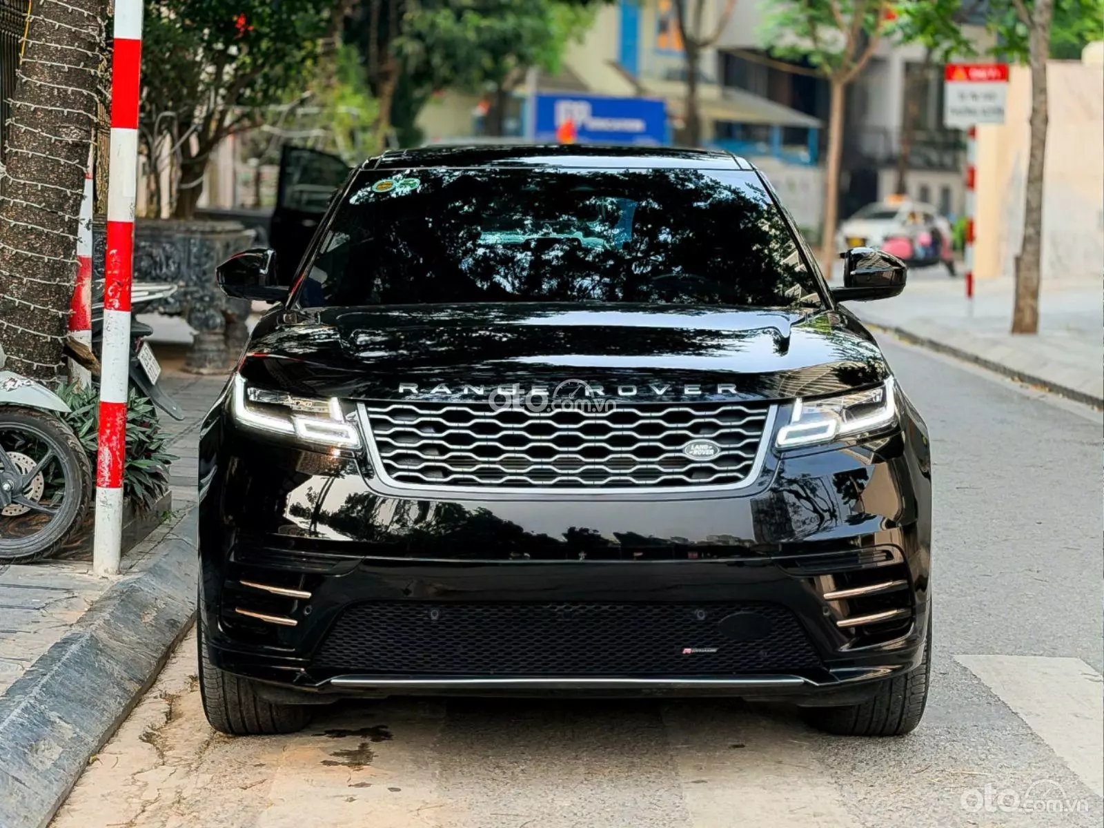 2022 Land Rover Range Rover Velar R-Dynamic SE