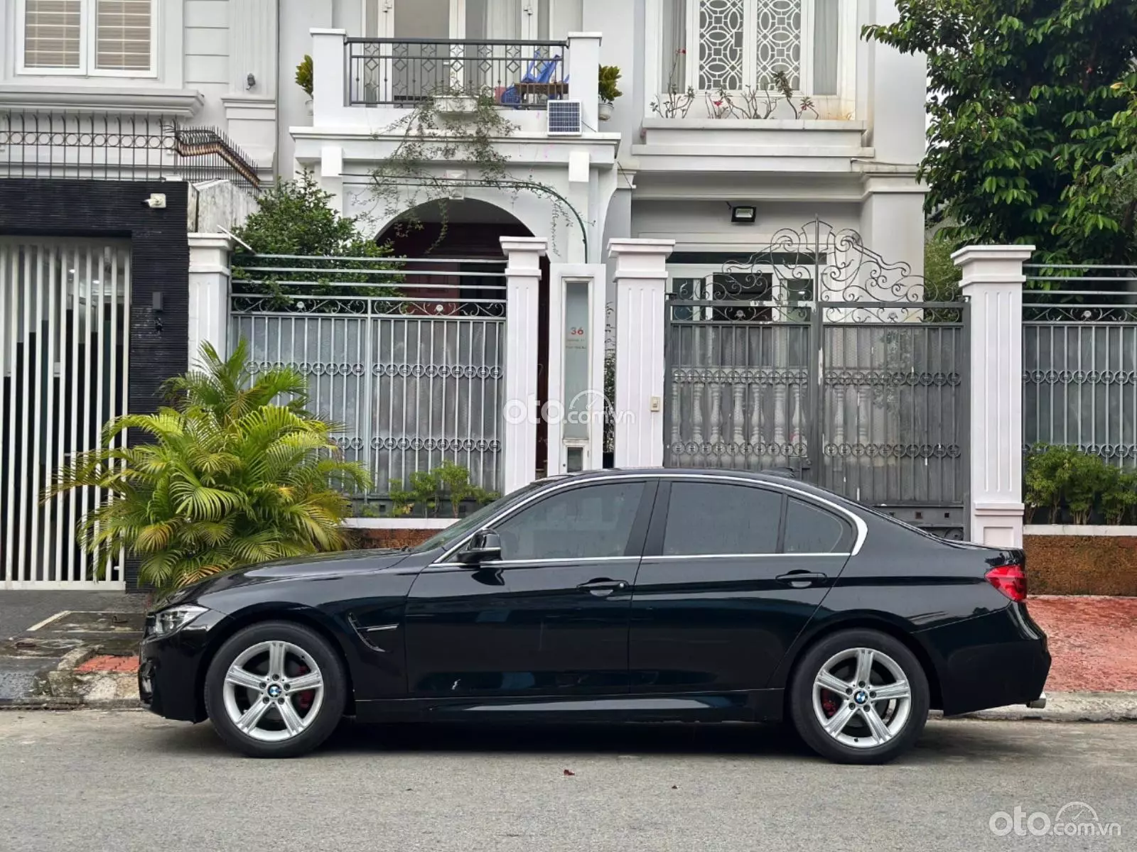 2017 BMW 320i Executive