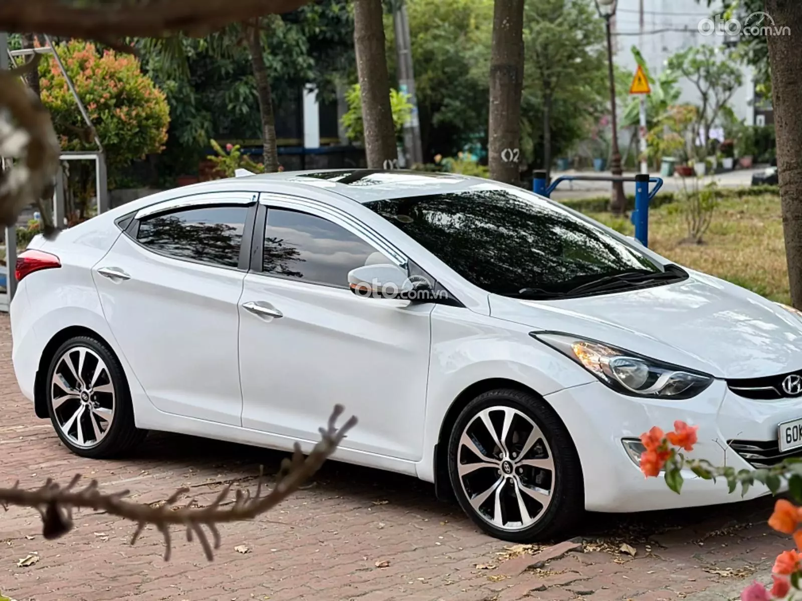 2013 Hyundai Elantra 1.8 AT