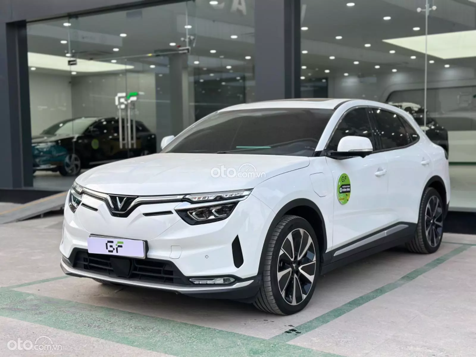 2024 VinFast VF8 Plus