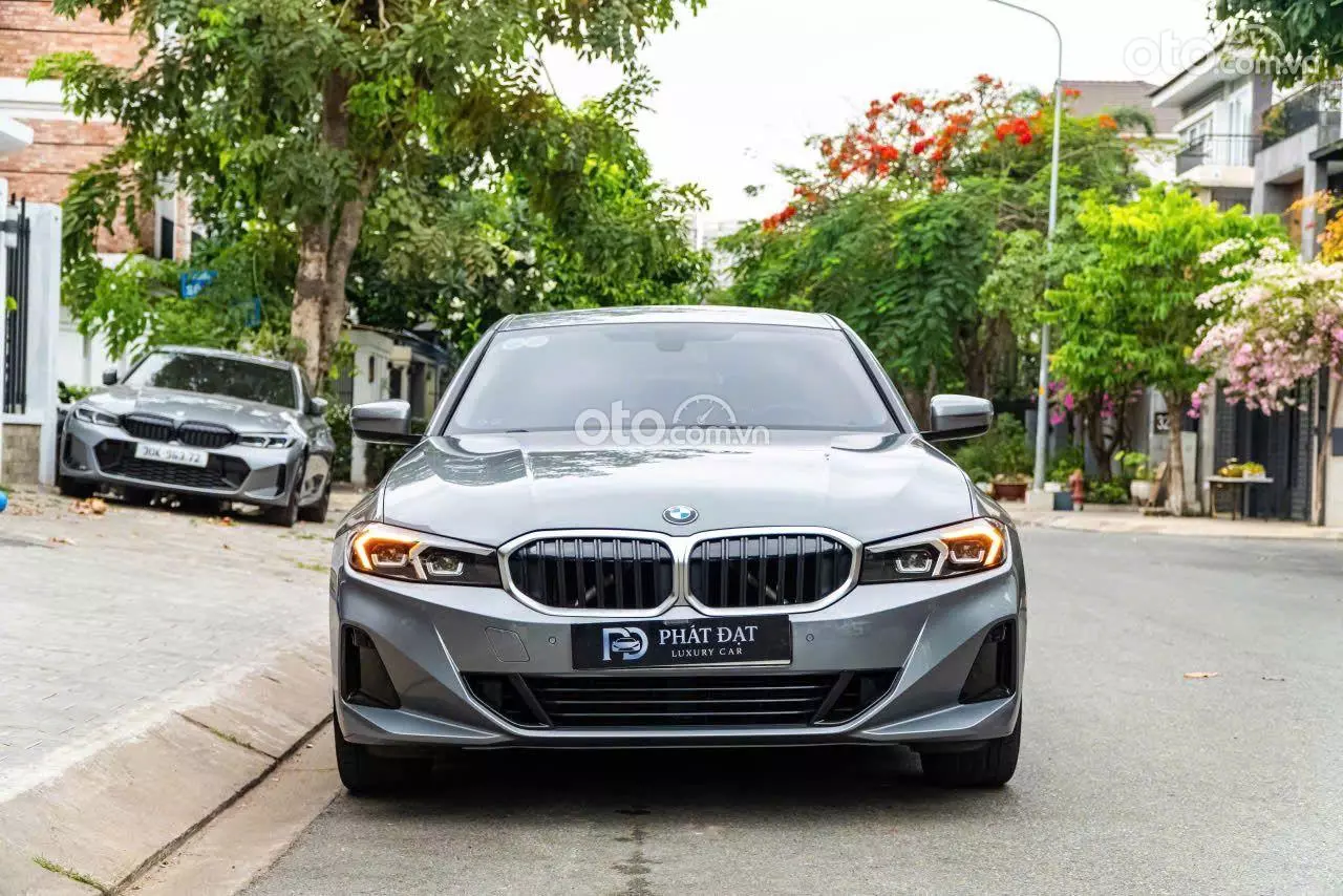 2023 BMW 320i