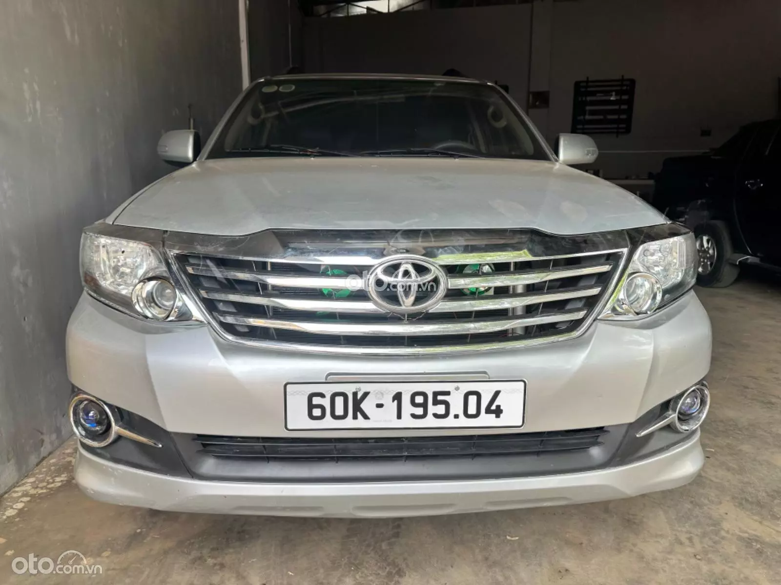 2012 Toyota Fortuner 2.4 MT 4x2